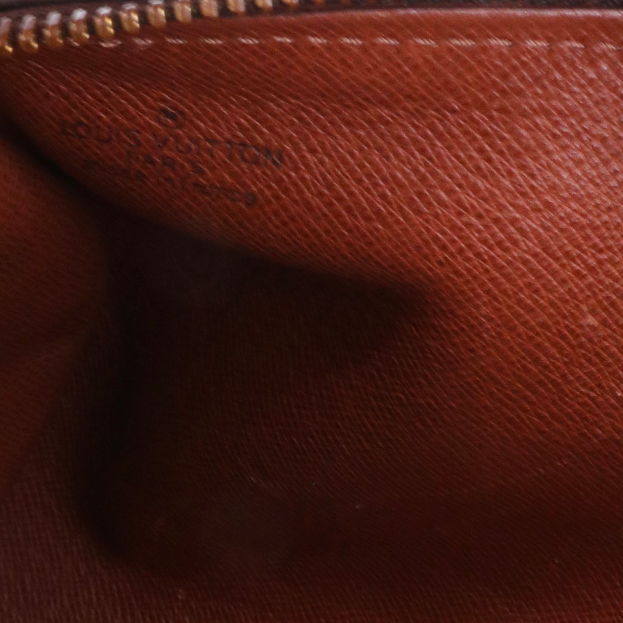 LOUIS VUITTON - Louis Vuitton Papillon handbag in vintage monogrammed canvas