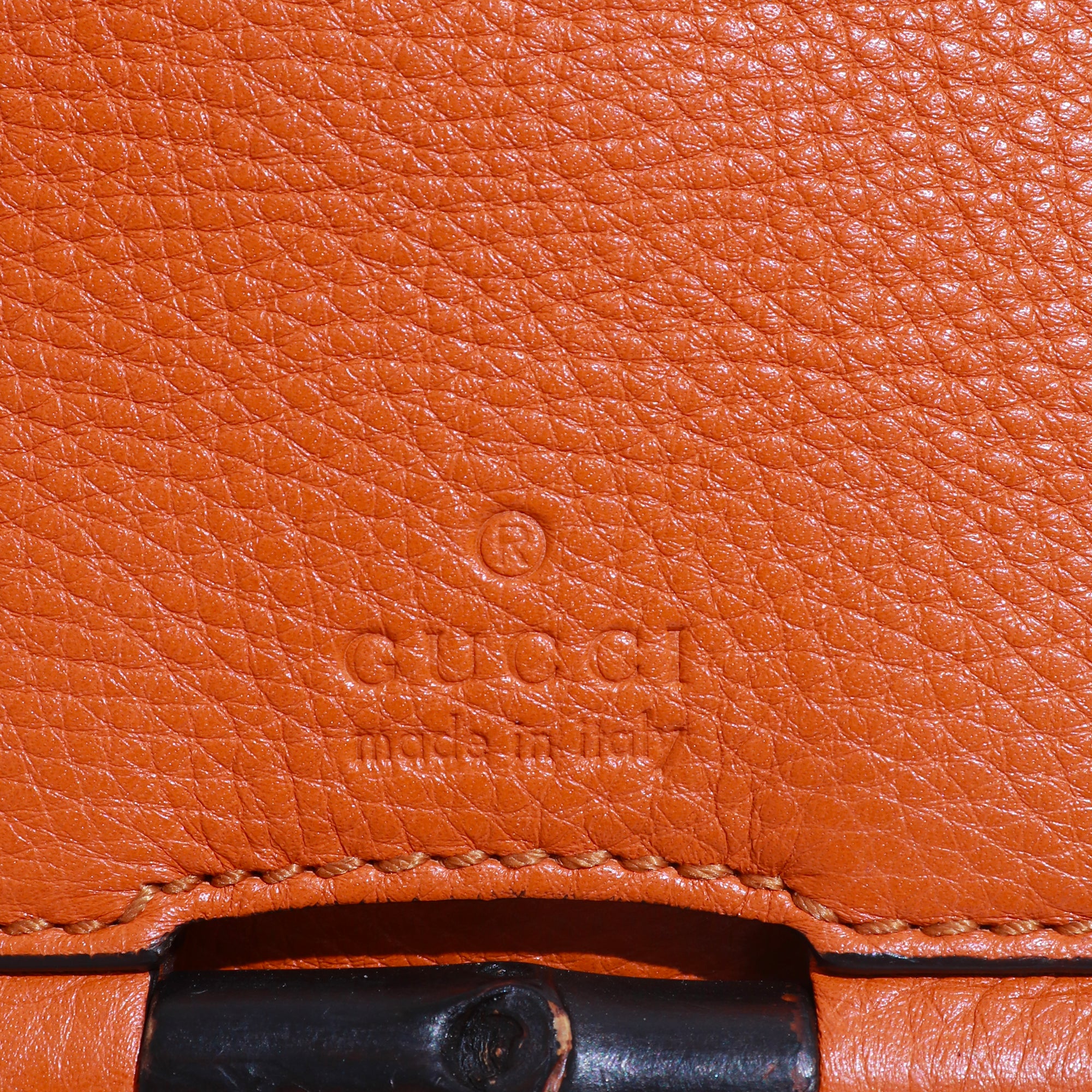 GUCCI - Bamboo shoulder bag in orange grained leather
