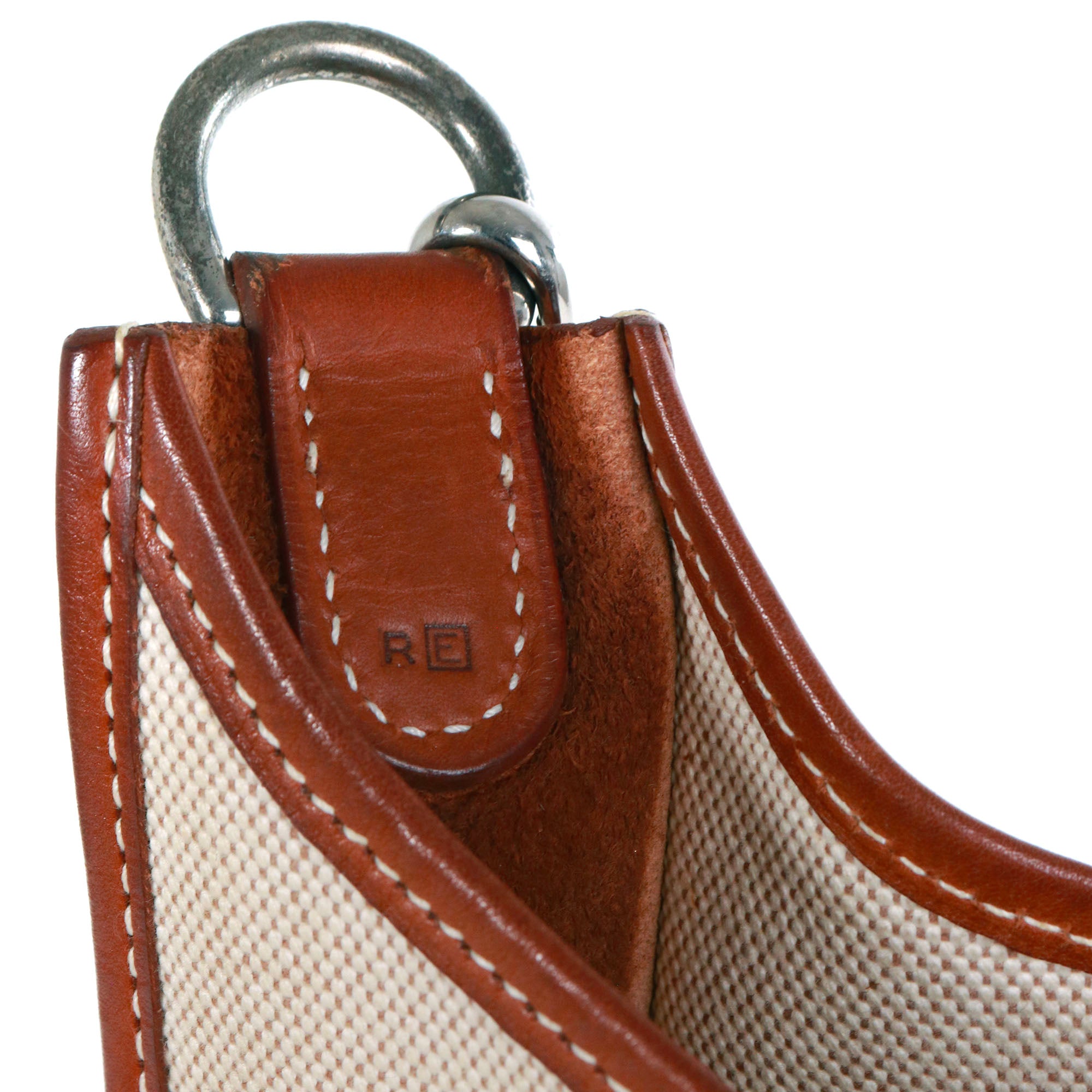 HERMÈS - Evelyne Hermès shoulder bag in gold leather and beige canvas