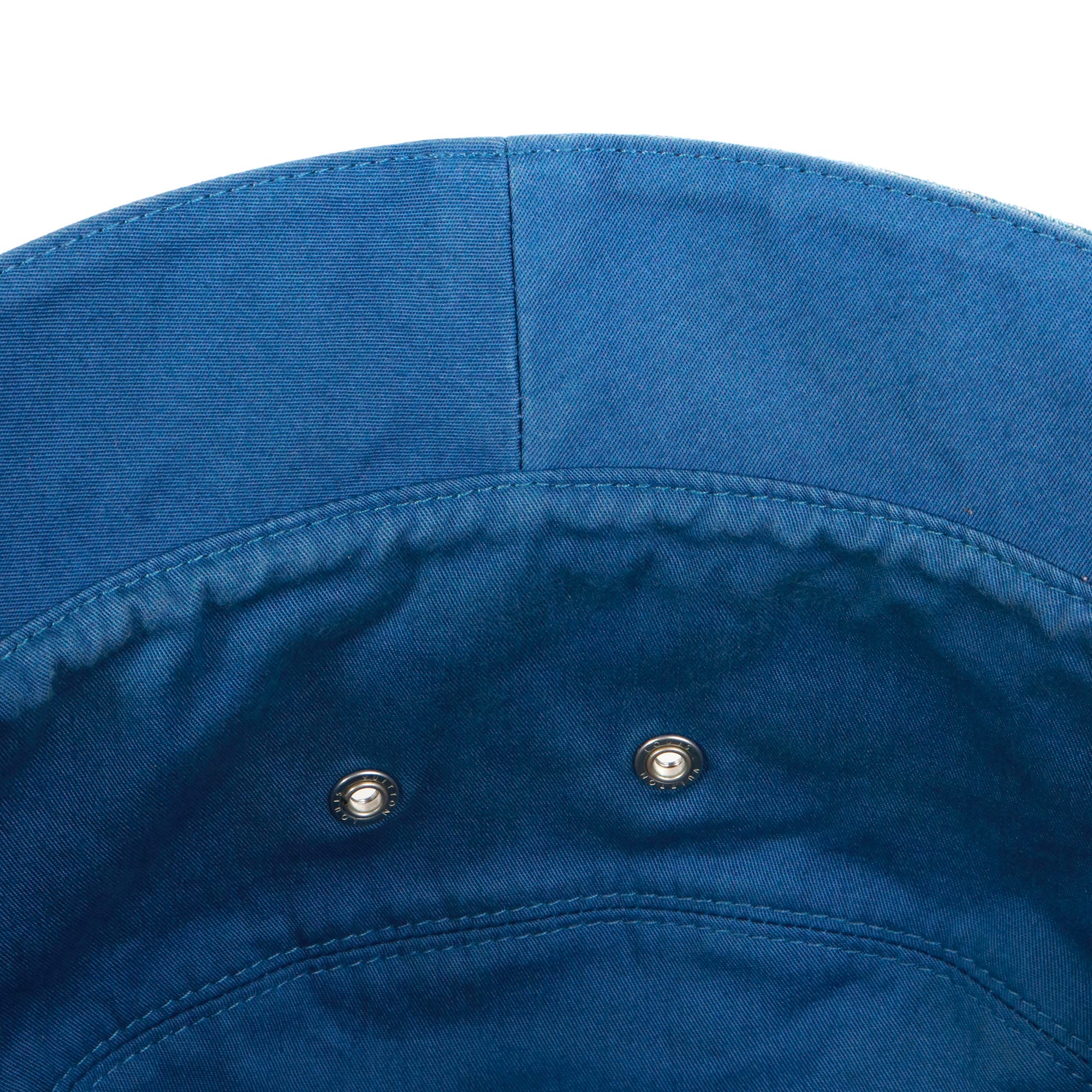 LOUIS VUITTON - Louis Vuitton Essential Monogram Bucket Hat in denim (T60)