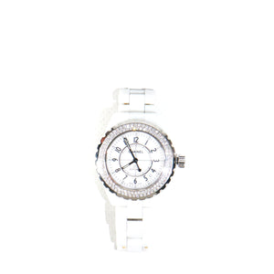CHANEL - Montre J12 Chanel en céramique blanche et diamants