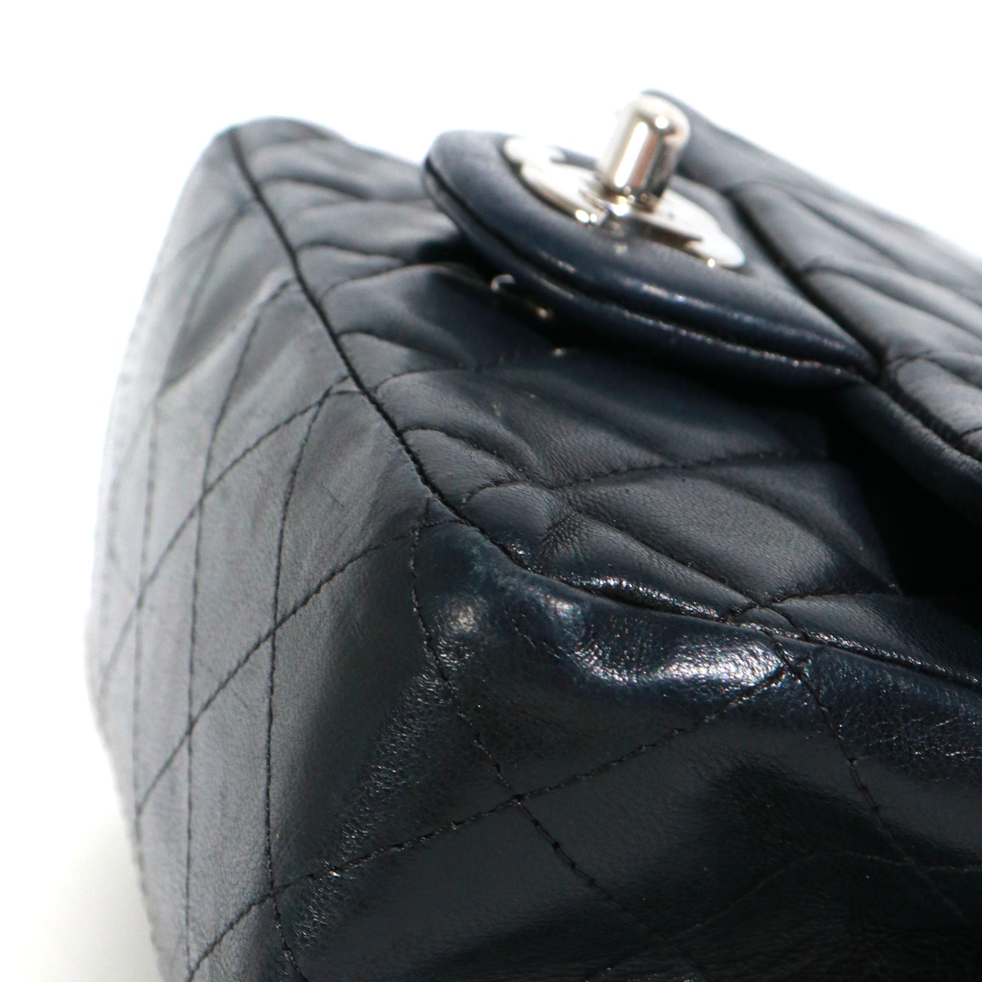 CHANEL - Chanel Timeless Mini Square shoulder bag in black quilted leather