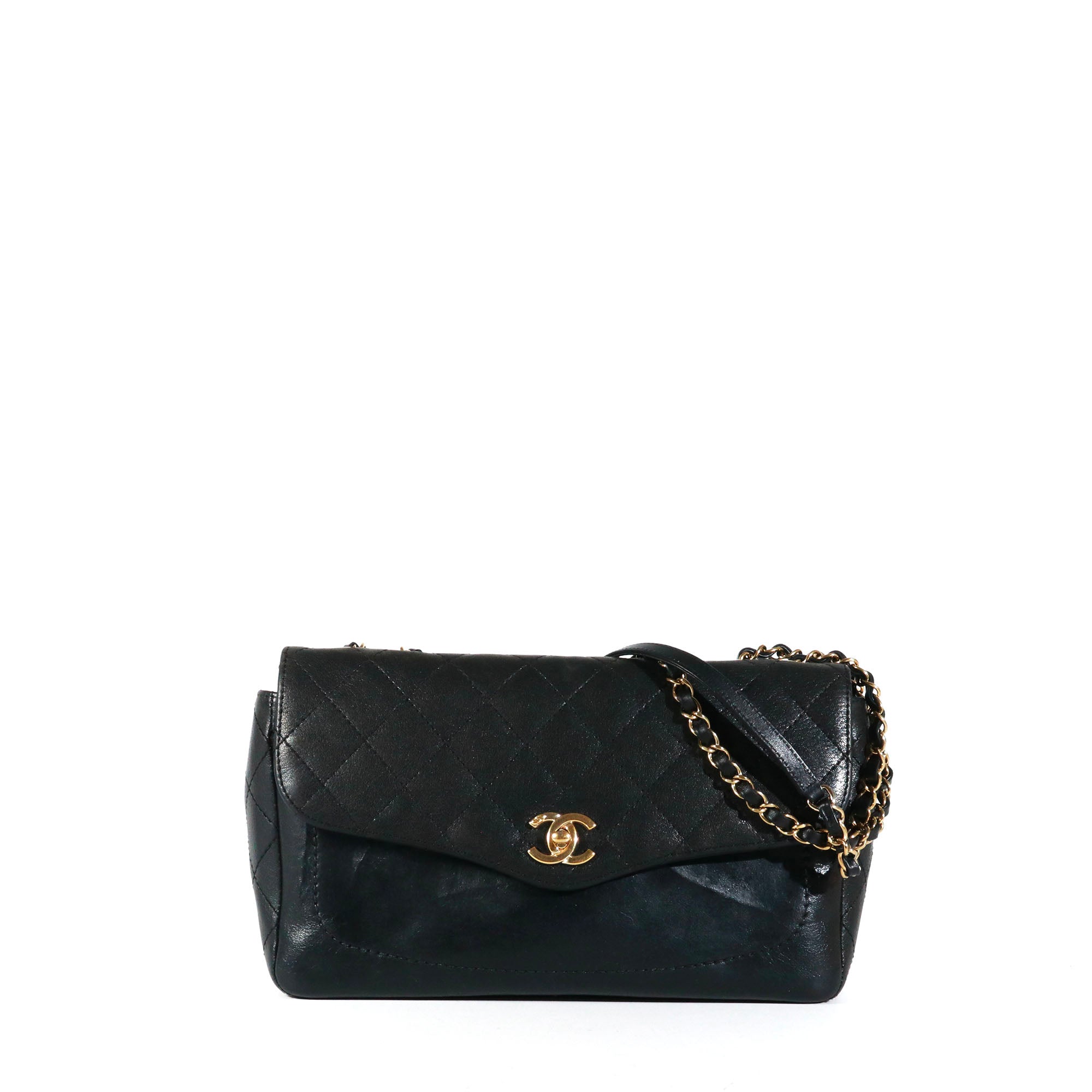 CHANEL - Coco Curve Flap Messenger shoulder bag in black quilted leather
