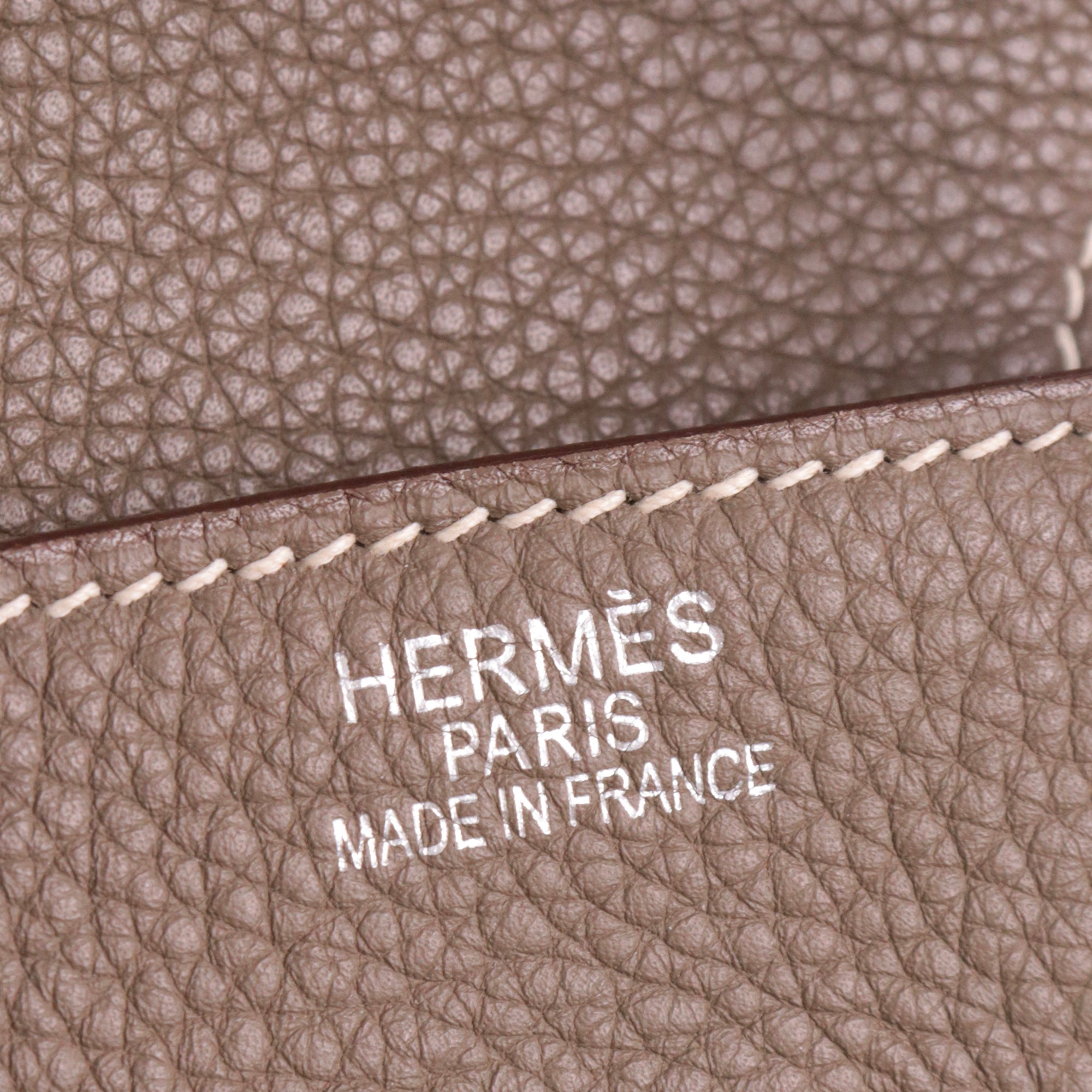 HERMÈS - Birkin 35 handbag in black togo leather 