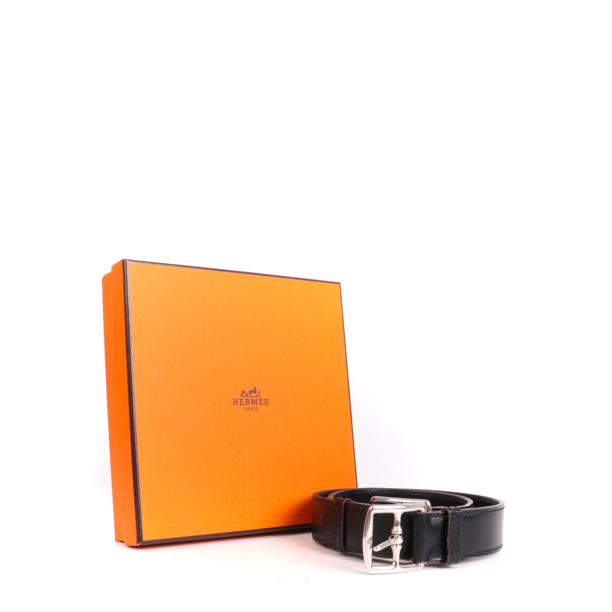 HERMÈS - Ceinture Etrivière Hermès en cuir noir (T75)