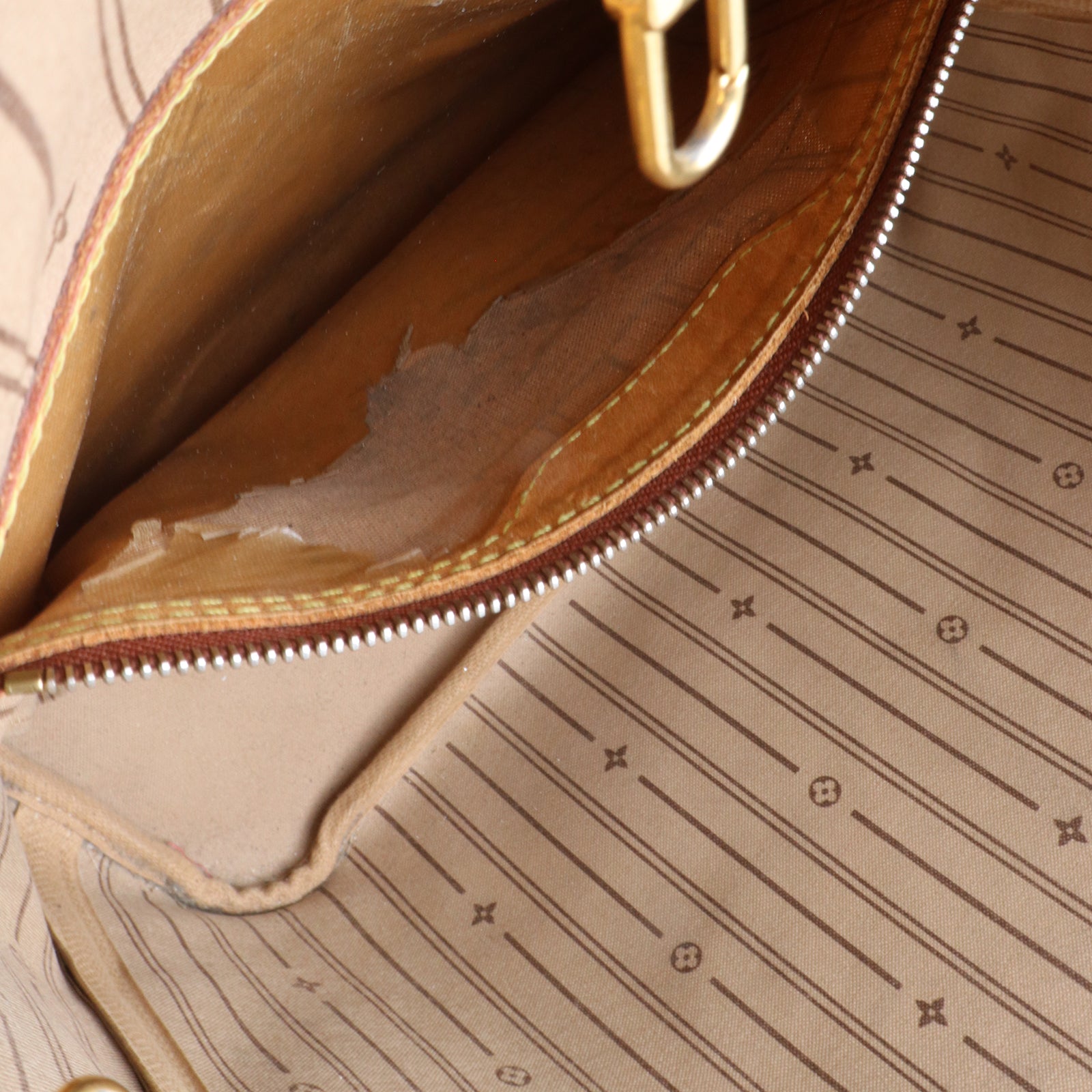 LOUIS VUITTON - Sac cabas Neverfull MM en toile monogramme