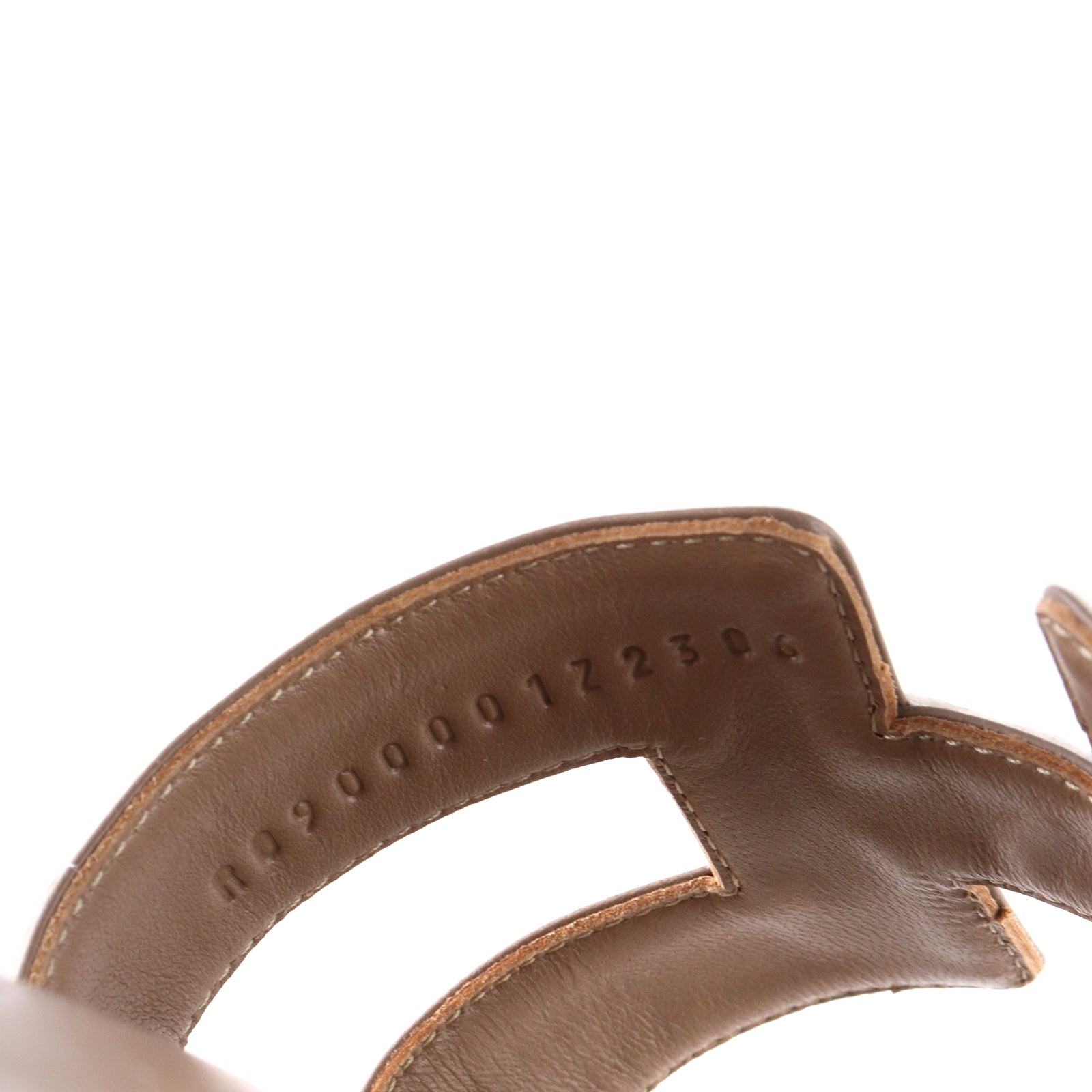 HERMÈS - Sandales Oran Himalaya en cuir exotique en alligator (T37)