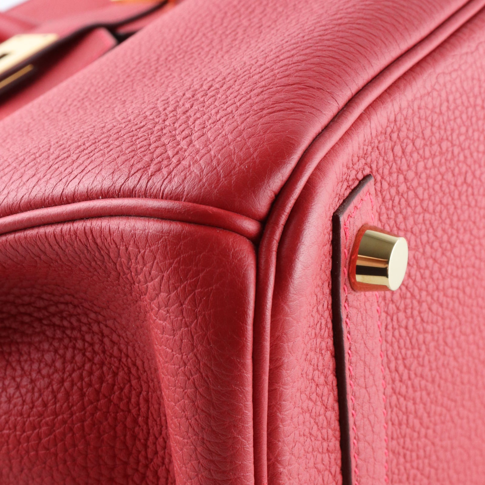 HERMÈS - Sac à main Birkin 30 en cuir togo rouge