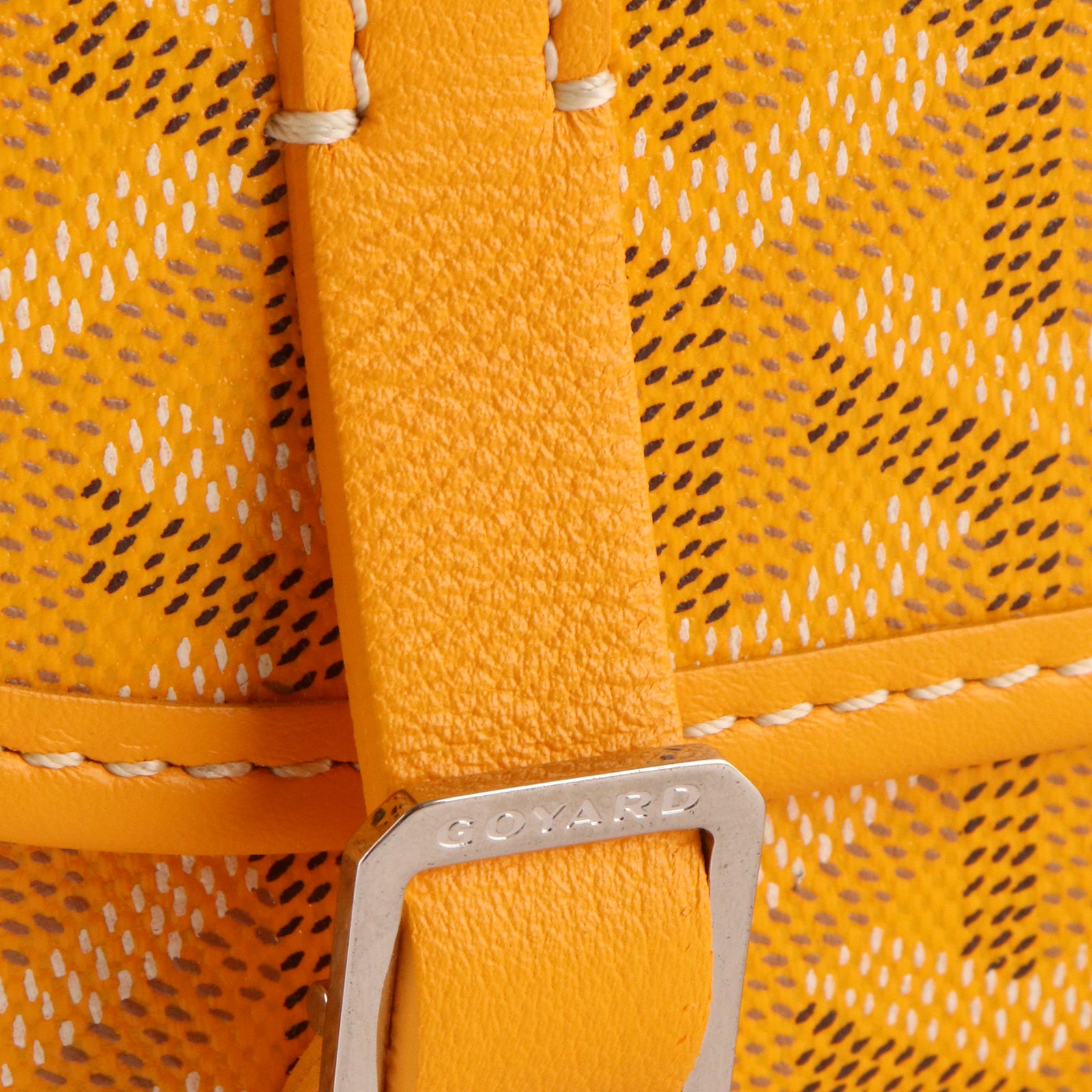 GOYARD - Sac à bandoulière Belvédère PM Goyard en toile enduite et cuir jaune