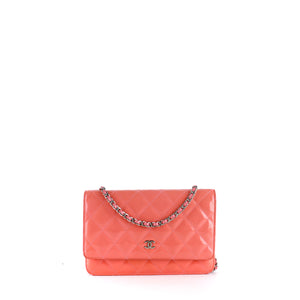 CHANEL - Sac Wallet On Chain Timeless en cuir verni rose