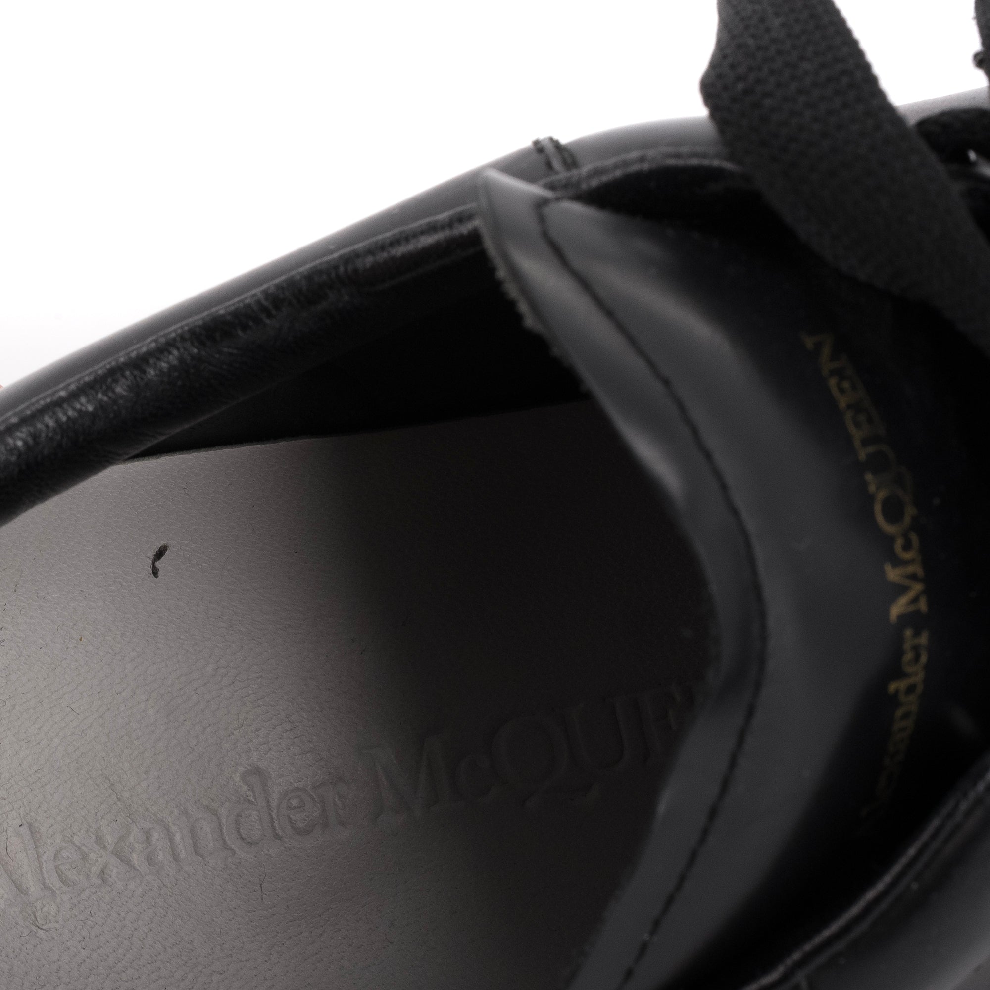 ALEXANDER MCQUEEN - Sneakers Oversize Alexander McQueen en cuir noir (T37.5)