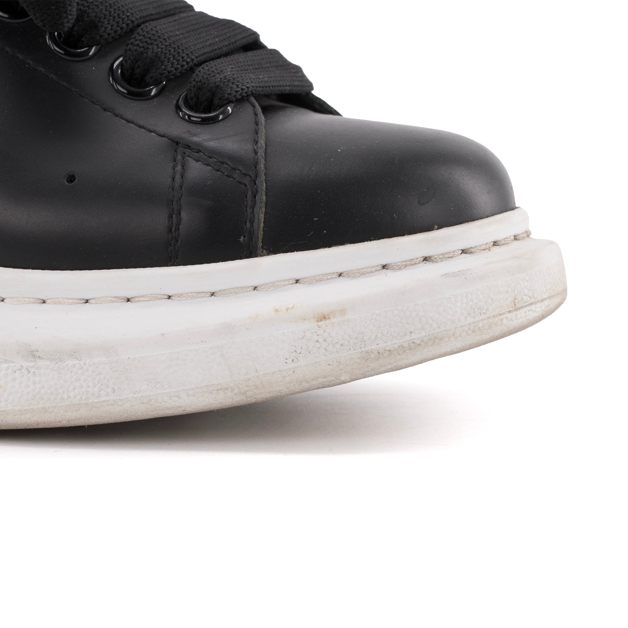 ALEXANDER MCQUEEN - Sneakers Oversize Alexander McQueen en cuir noir (T37.5)