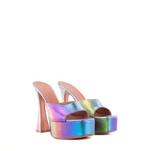 AMINA MUADDI - Mules à plateforme Dalida Amina Muaddi en cuir métallisé iridescent violet (T39)