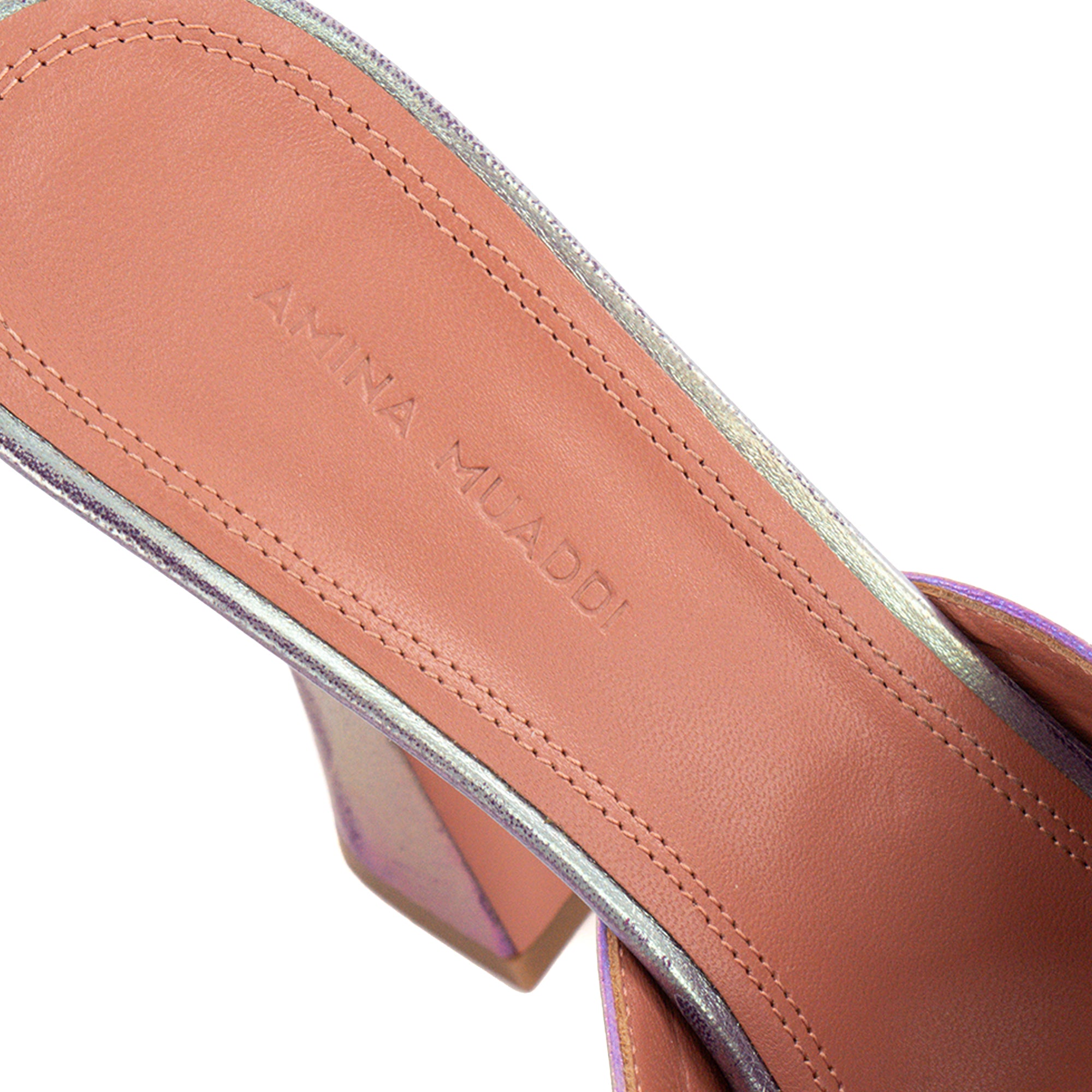 AMINA MUADDI - Mules à plateforme Dalida Amina Muaddi en cuir métallisé iridescent violet (T39)