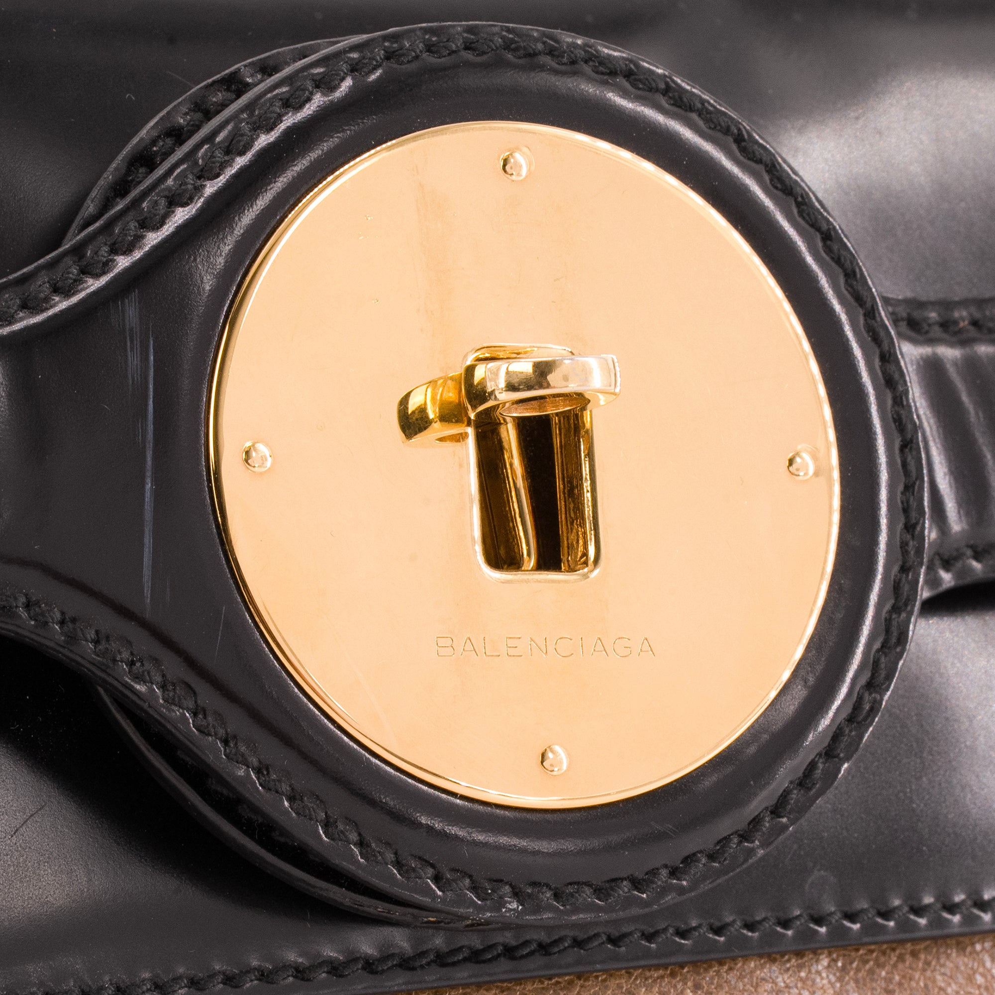 BALENCIAGA - Pochette Balenciaga en cuir noir et marron