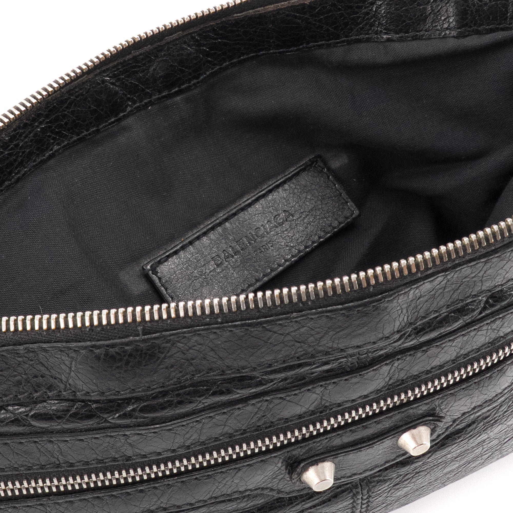 BALENCIAGA - Pochette City Clip Balenciaga en cuir froissé noir