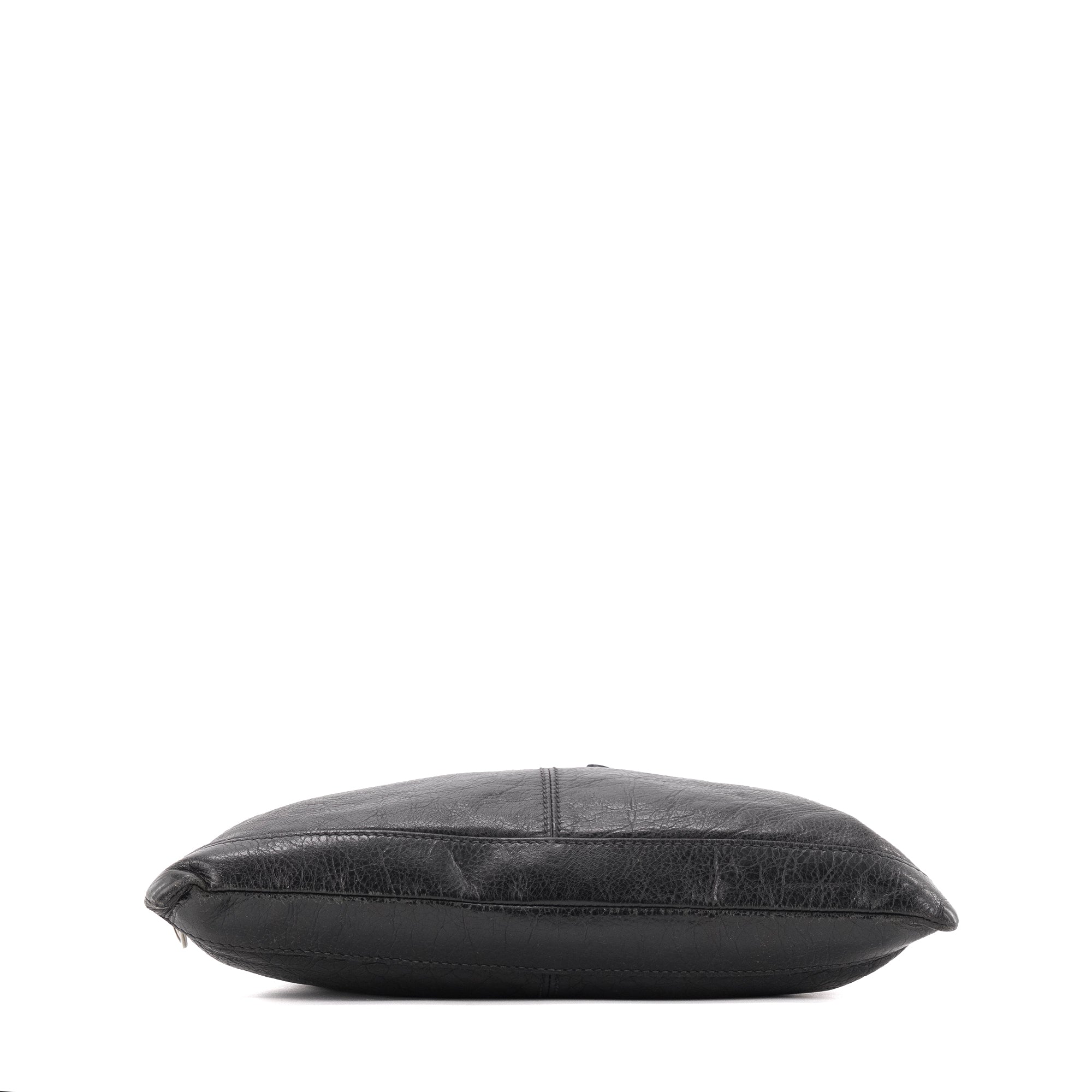 BALENCIAGA - Pre-owned Balenciaga City Clip clutch in black