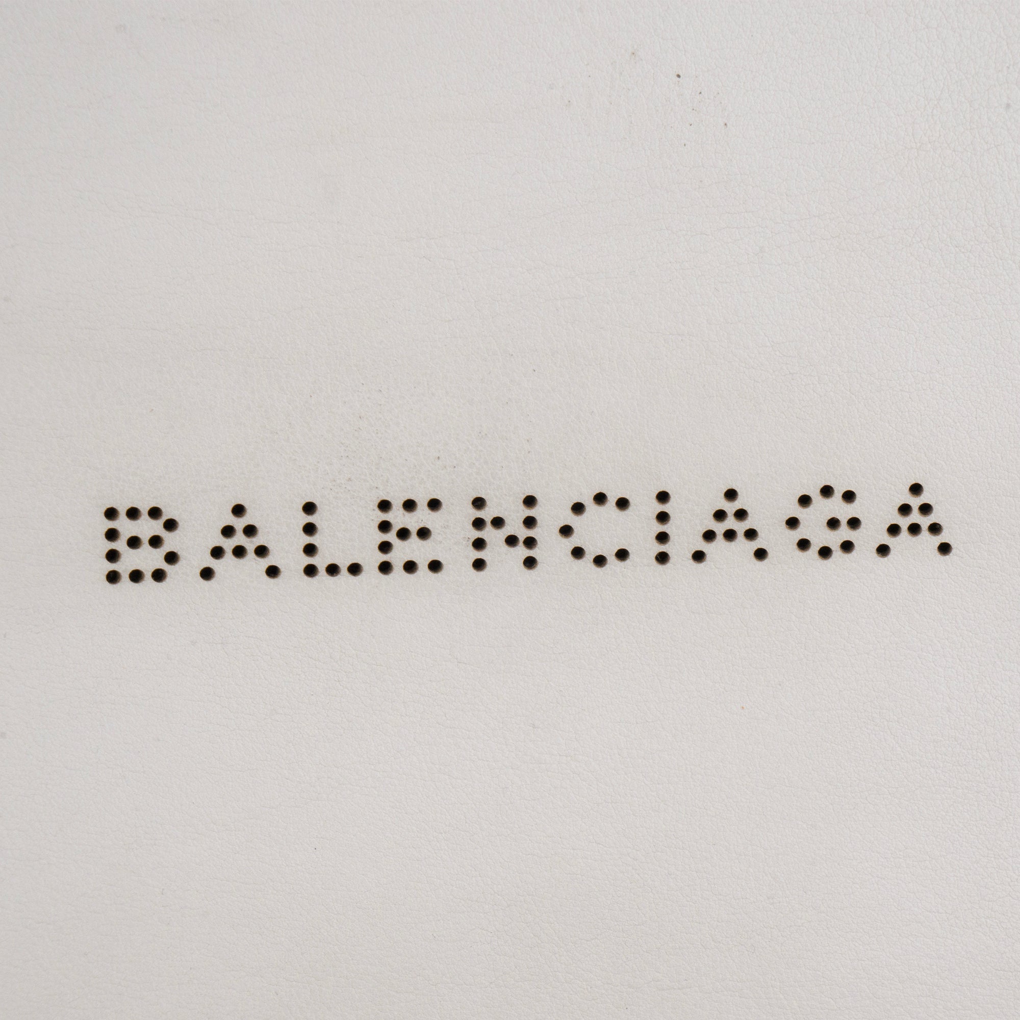 BALENCIAGA - Pochette Logo Balenciaga en cuir lisse gris