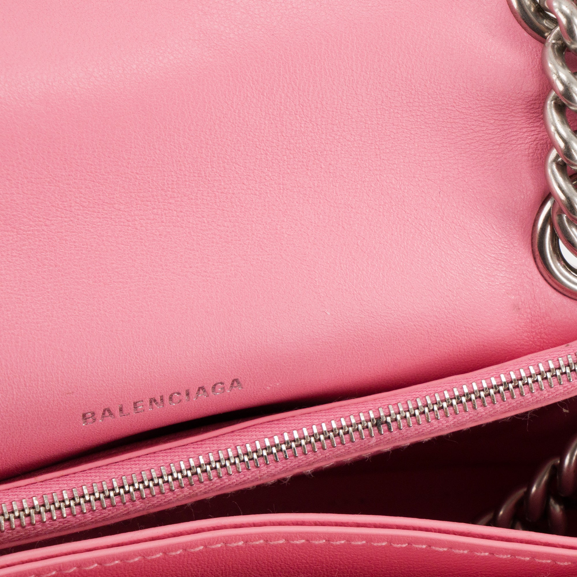 BALENCIAGA - Sac à bandoulière Crush Balenciaga en cuir froissé rose