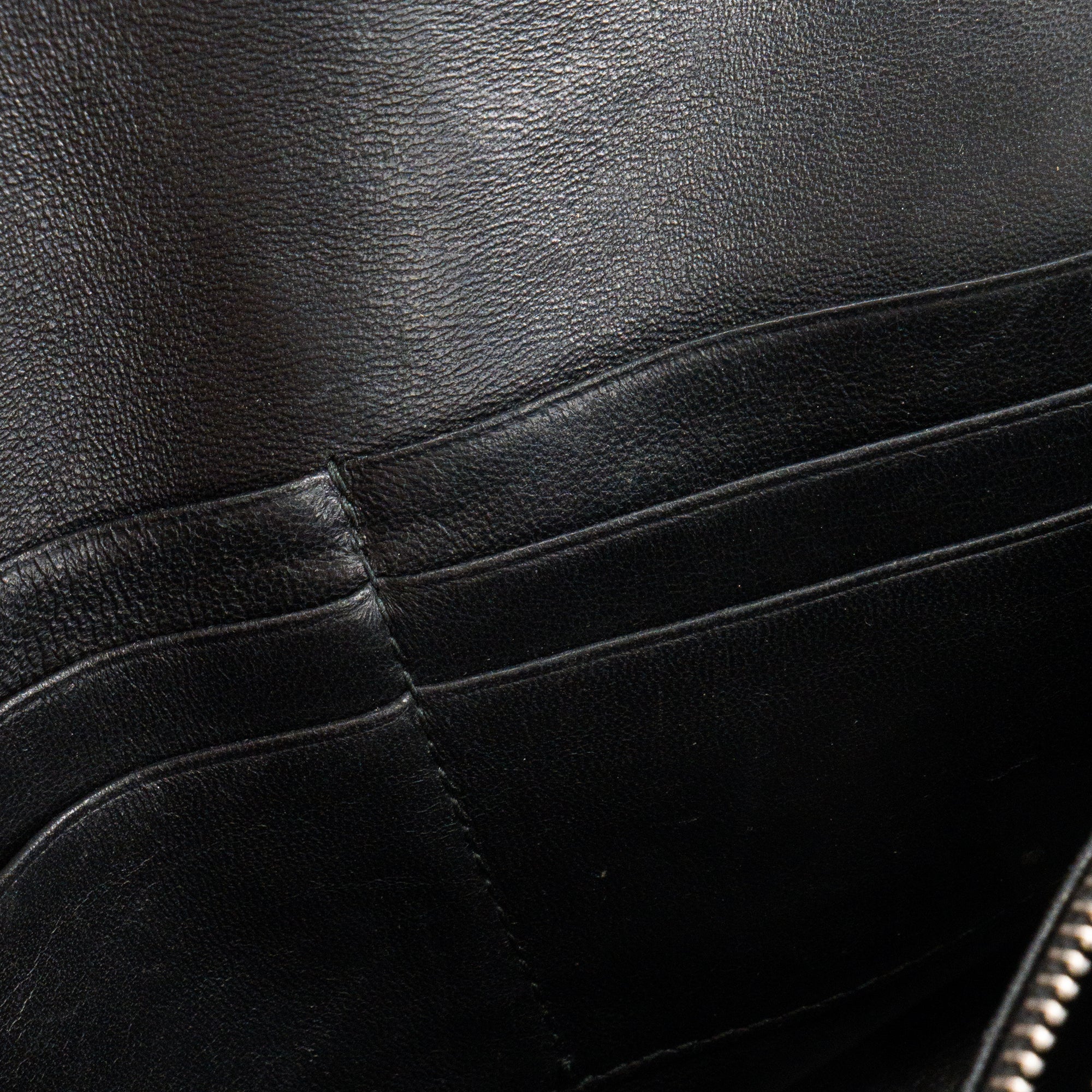 BALENCIAGA - Sac à bandoulière Everyday Balenciaga en cuir grainé noir