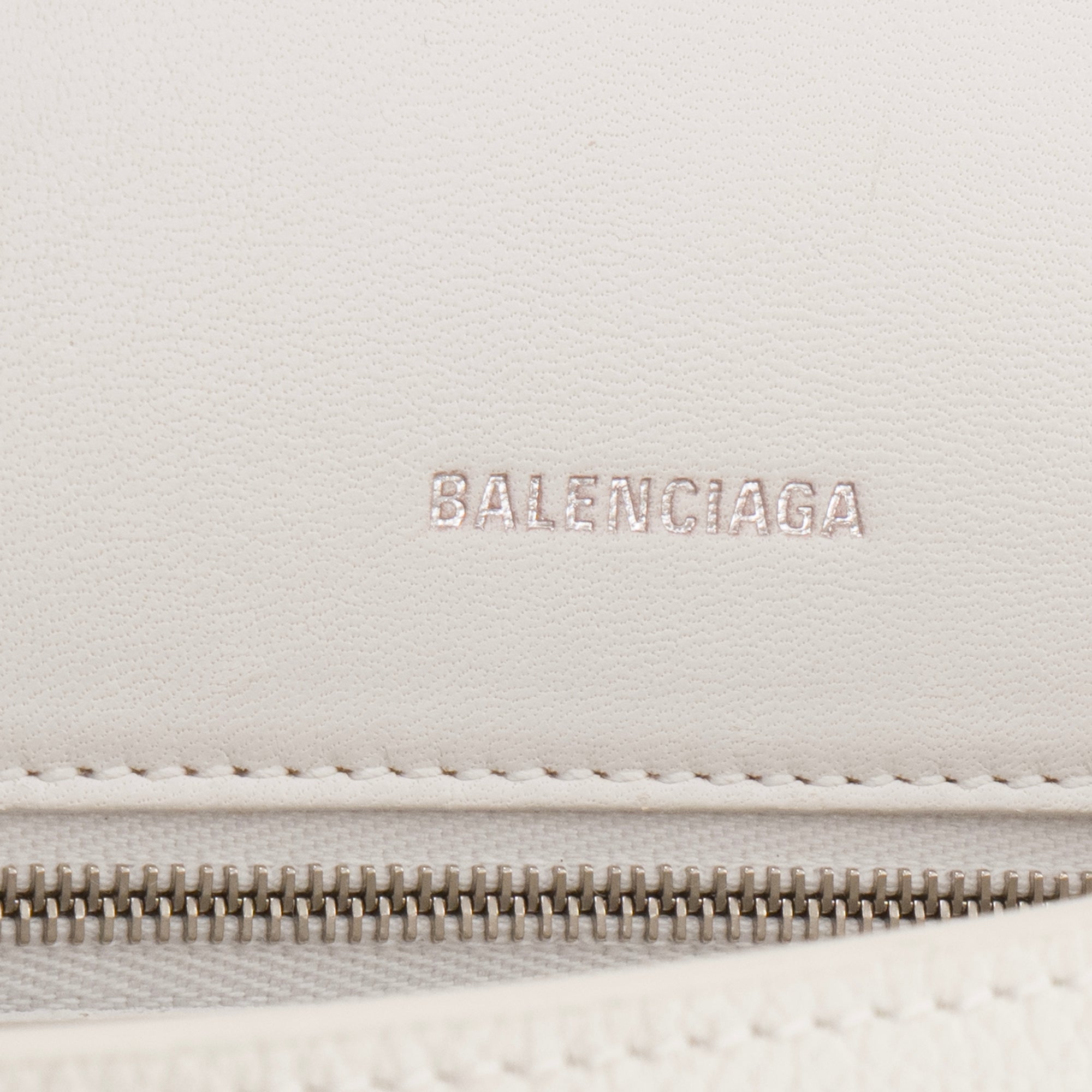 BALENCIAGA - Sac à bandoulière Hourglass Balenciaga en cuir grainé blanc