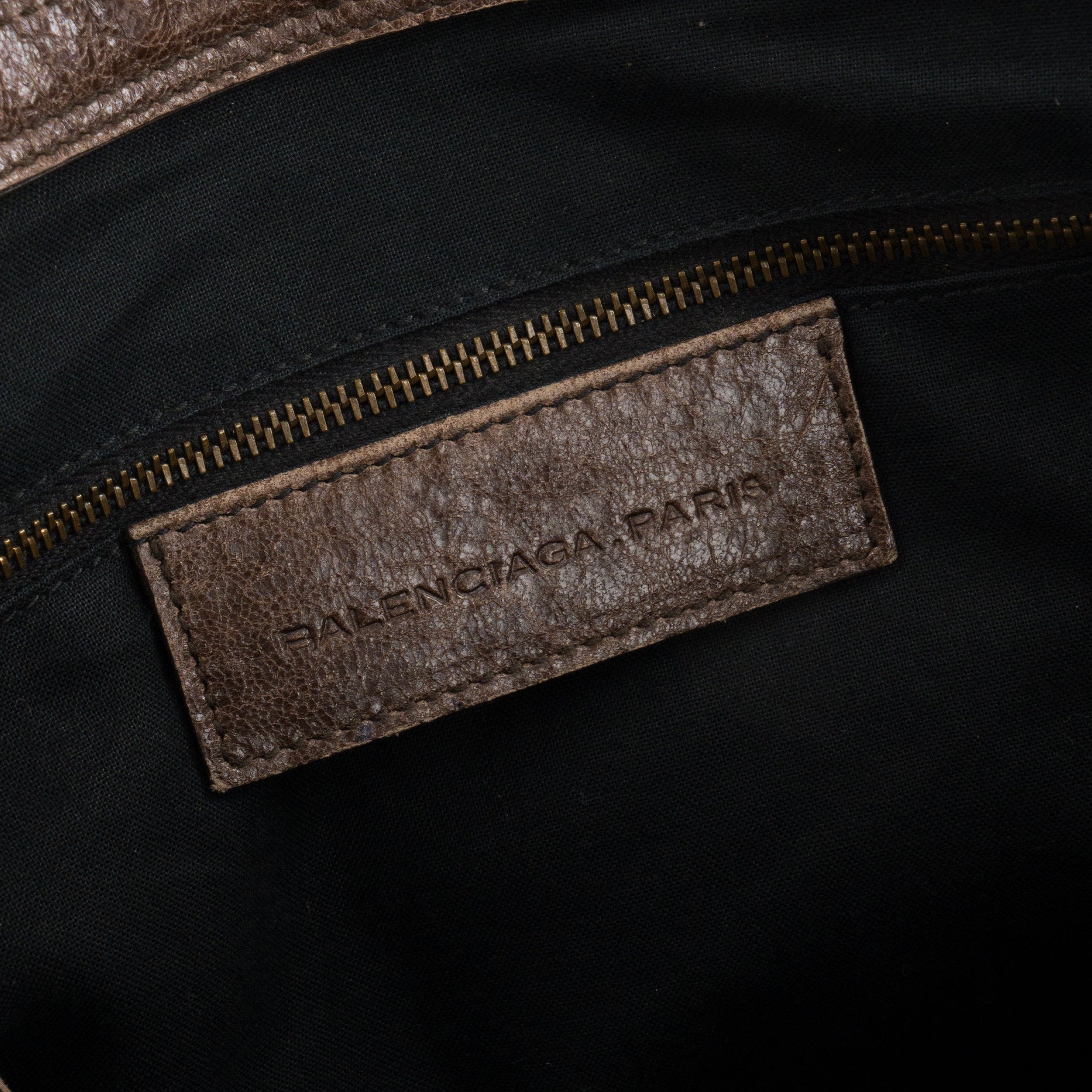 BALENCIAGA - Sac à épaule Mid Afternoon Balenciaga en cuir froissé marron