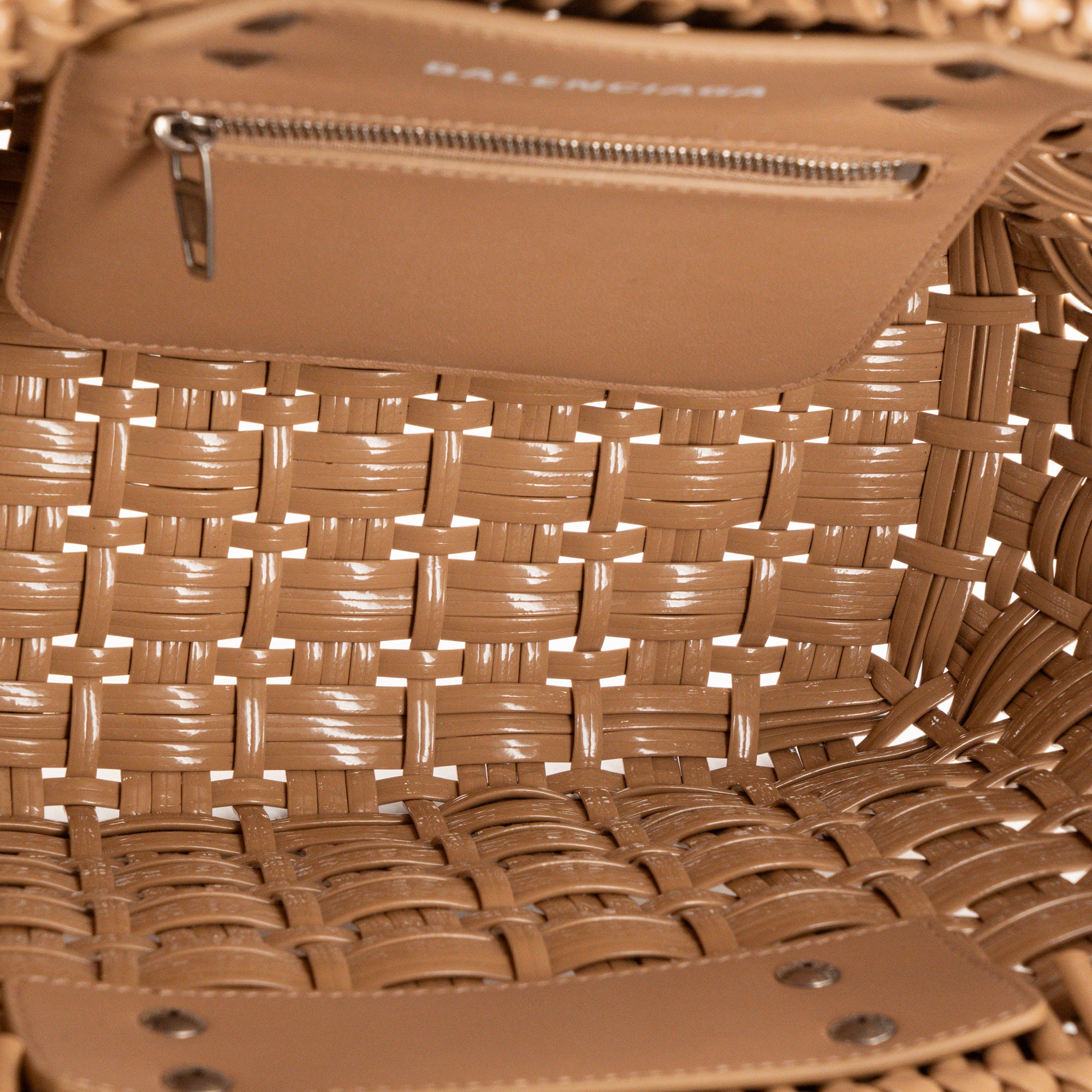BALENCIAGA - Sac cabas Bistro XS Balenciaga en cuir verni beige