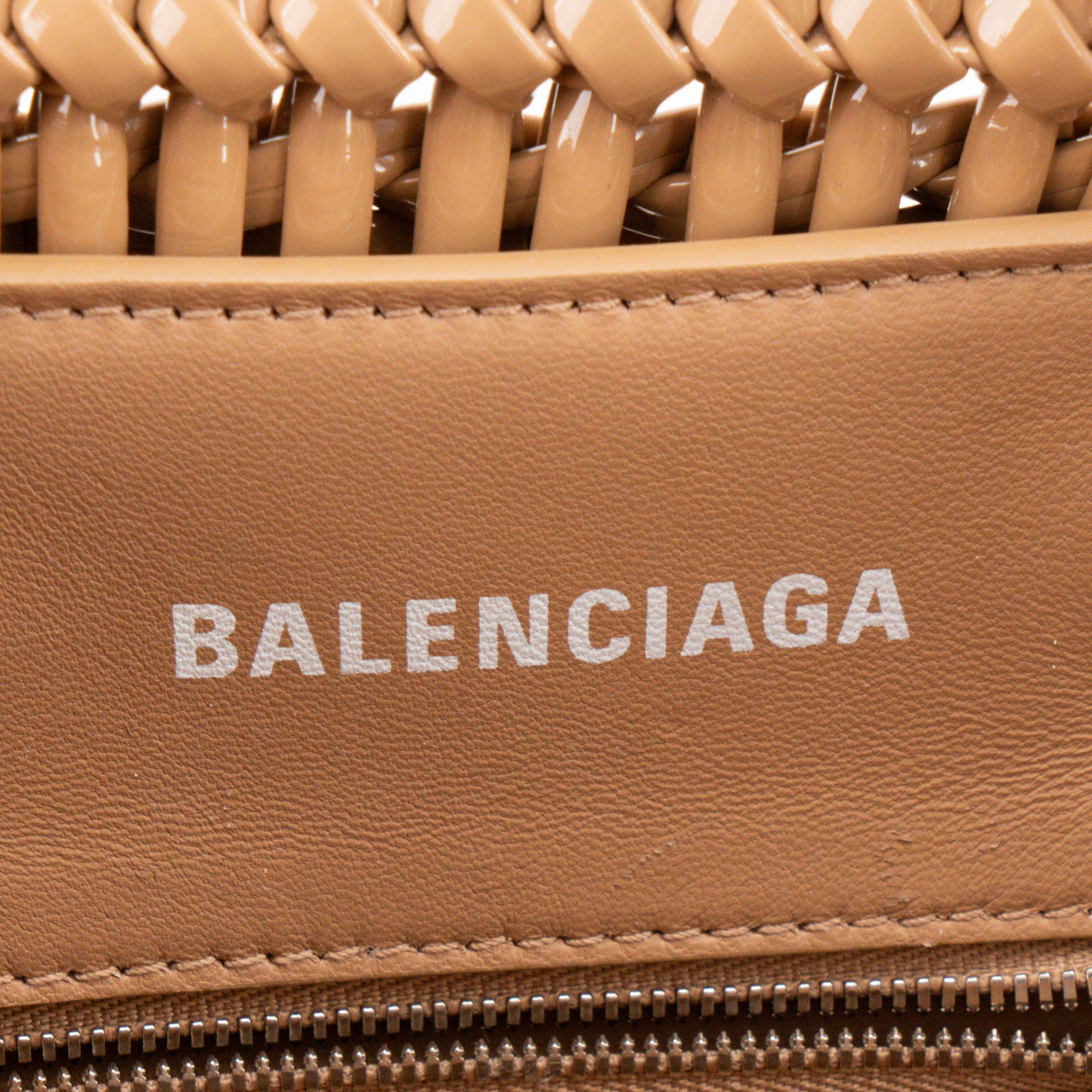 BALENCIAGA - Sac cabas Bistro XS Balenciaga en cuir verni beige