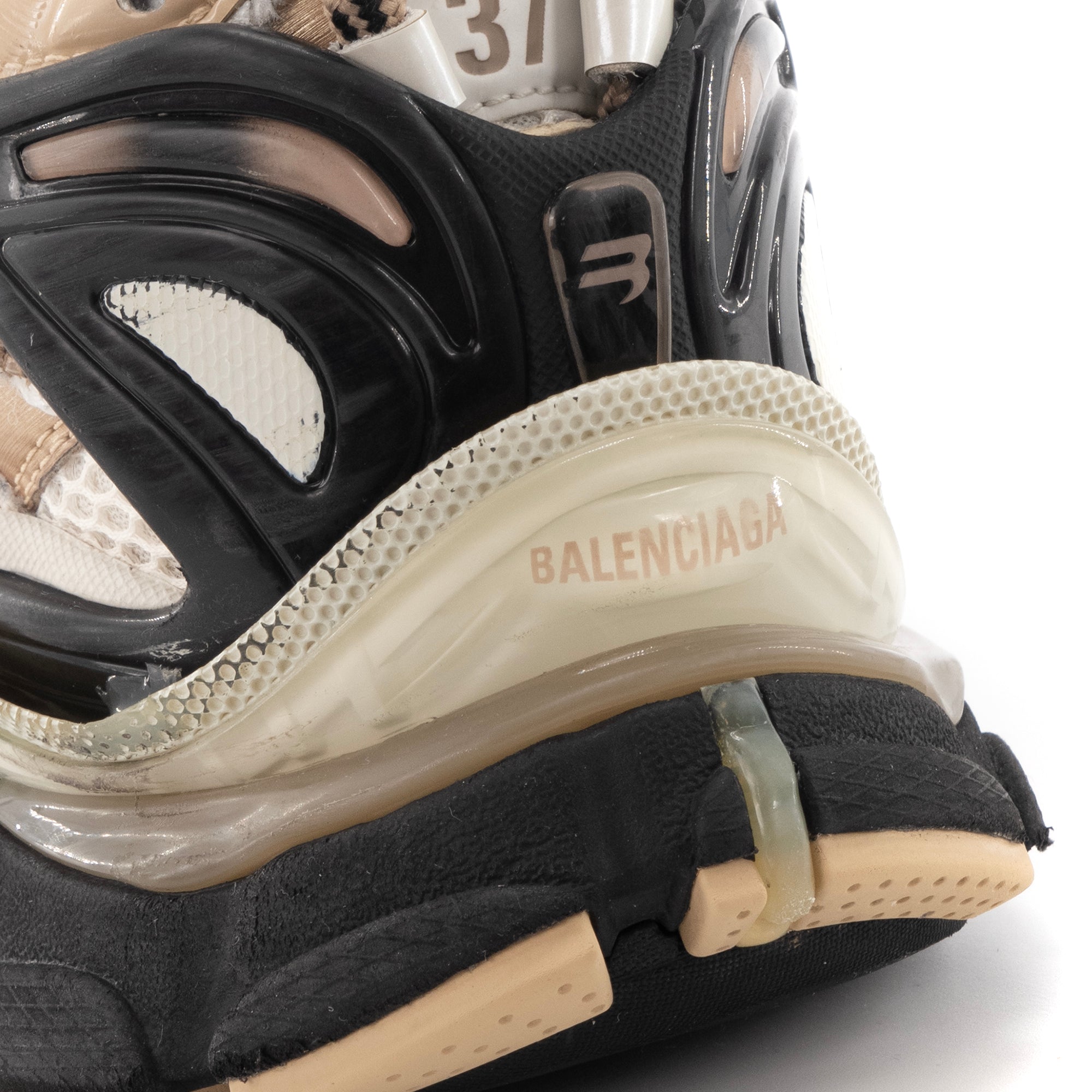 BALENCIAGA - Sneakers Runner Balenciaga en toile et cuir beige (T37)