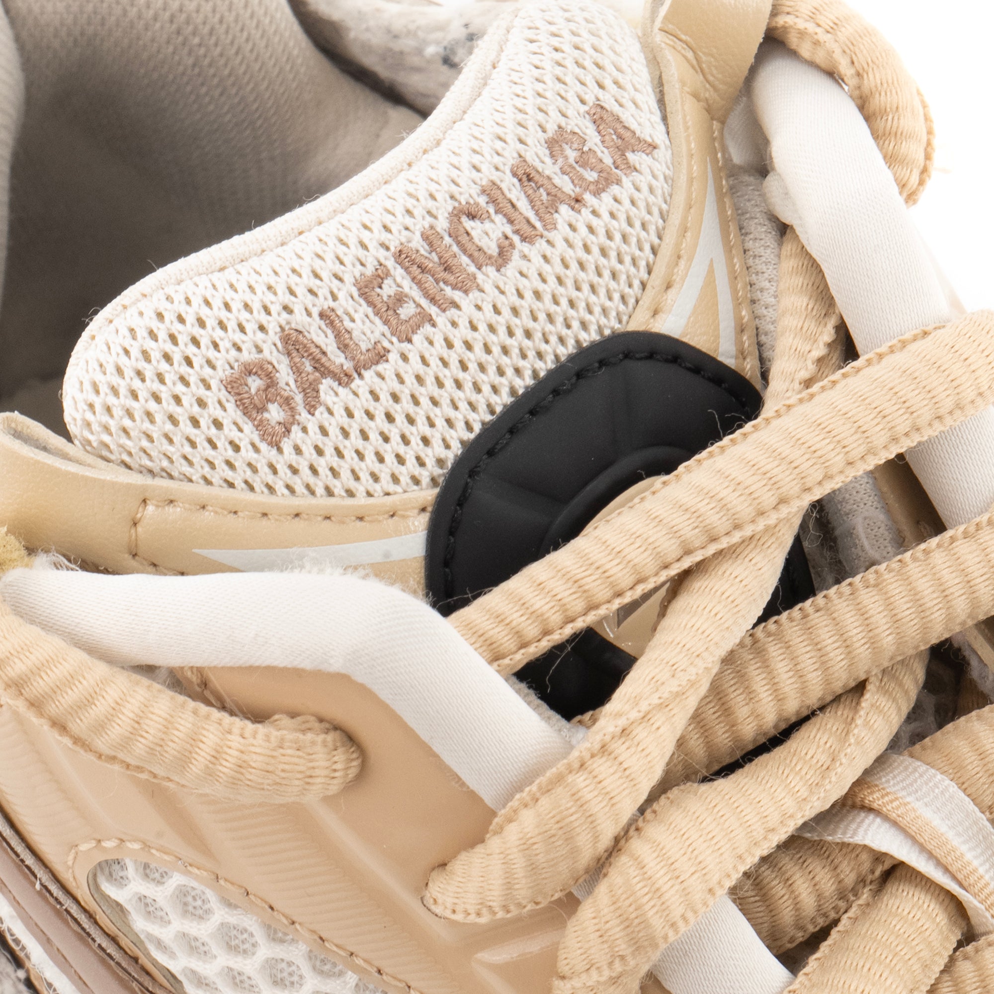 BALENCIAGA - Sneakers Runner Balenciaga en toile et cuir beige (T37)