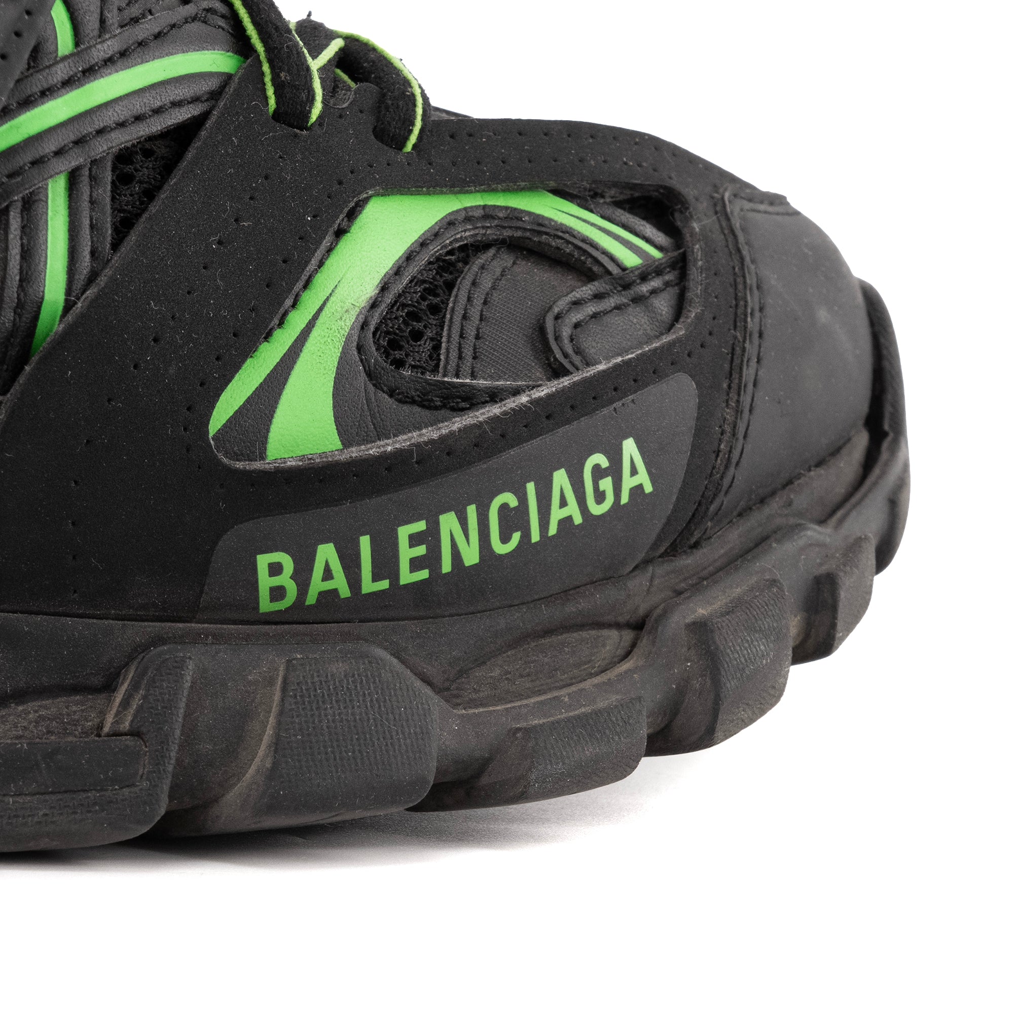 BALENCIAGA - Sneakers Track Balenciaga en cuir noir et vert (T37)
