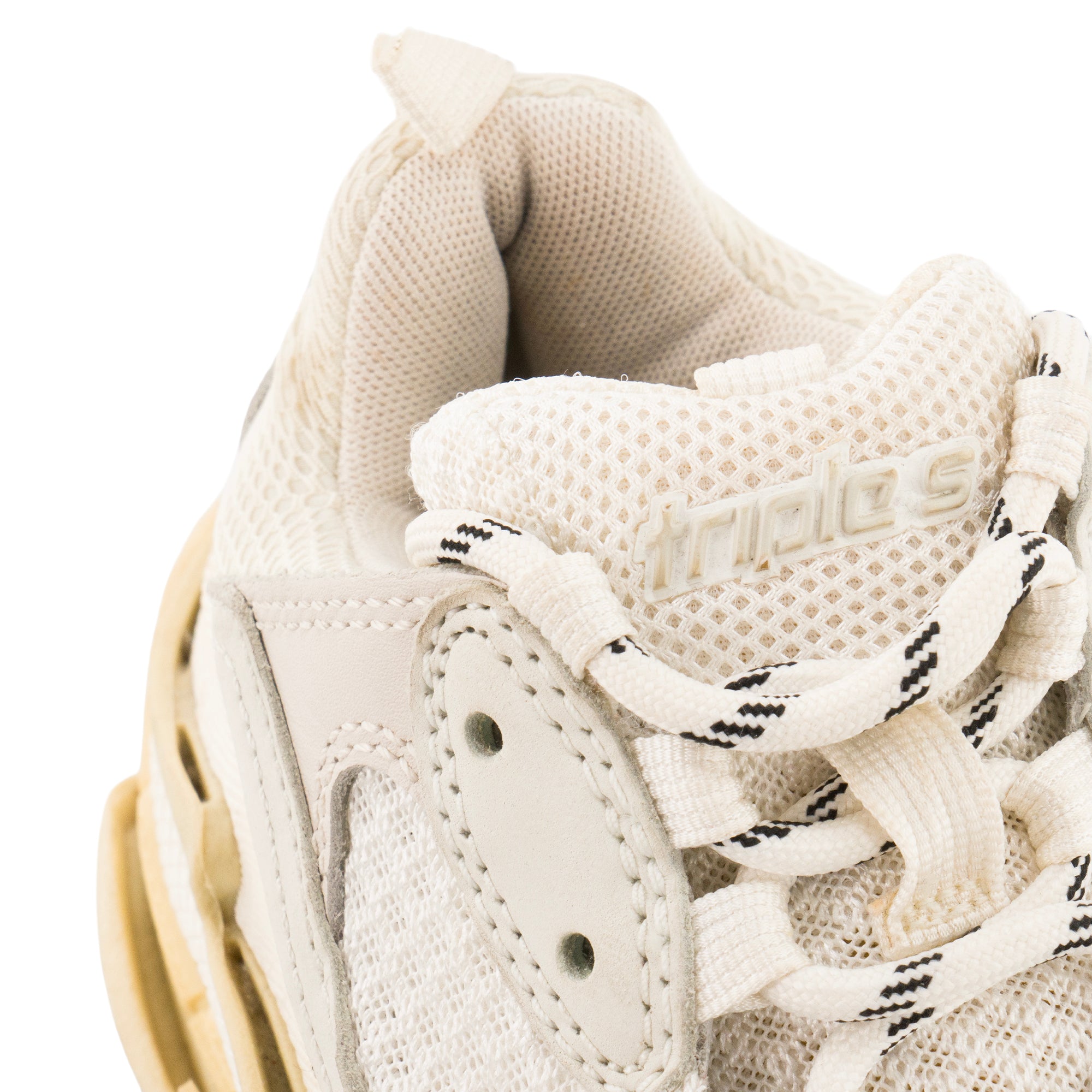 BALENCIAGA - Sneakers Triple S Balenciaga en toile blanche (T35)