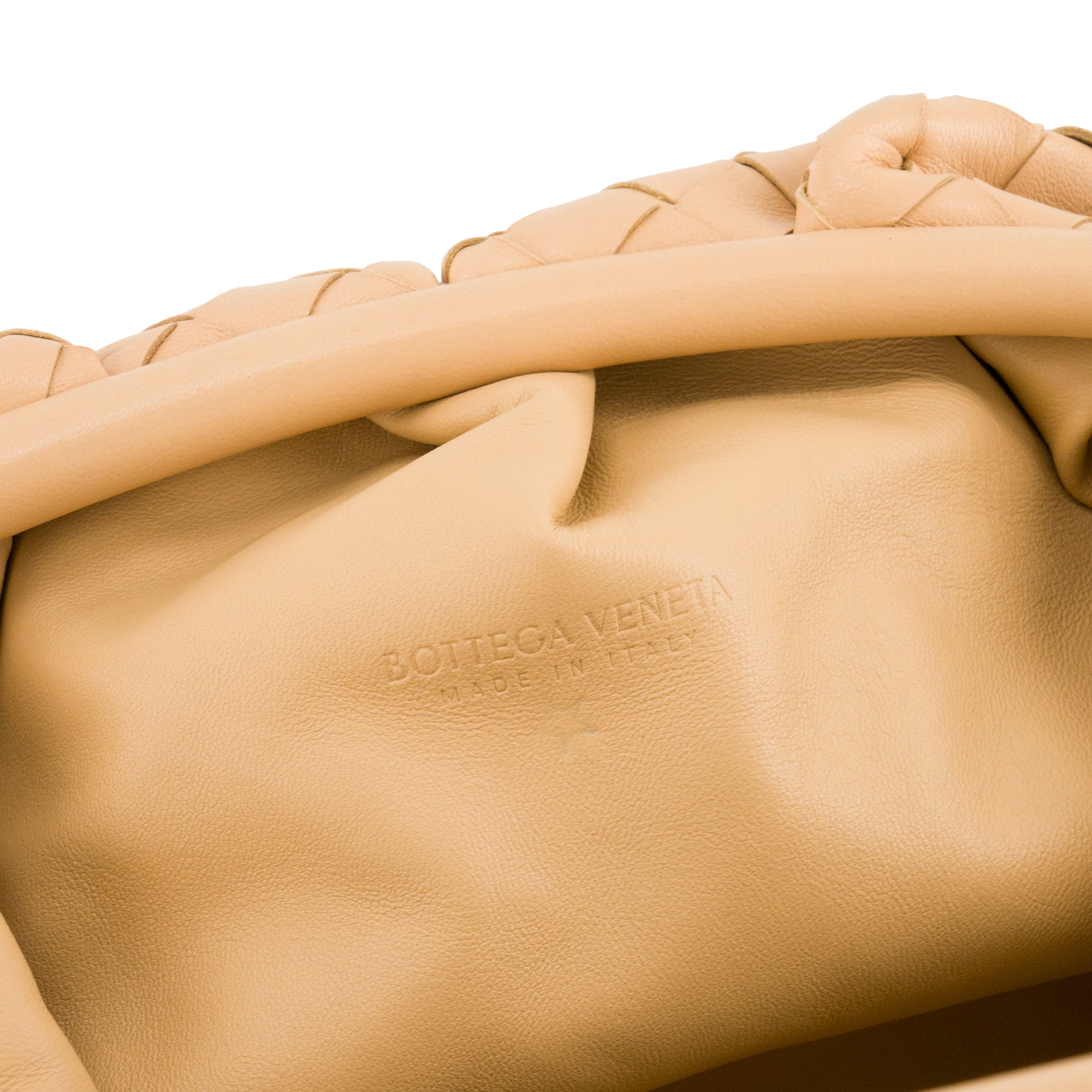 BOTTEGA VENETA - Pochette Pouch Bottega Veneta en cuir intrecciato beige