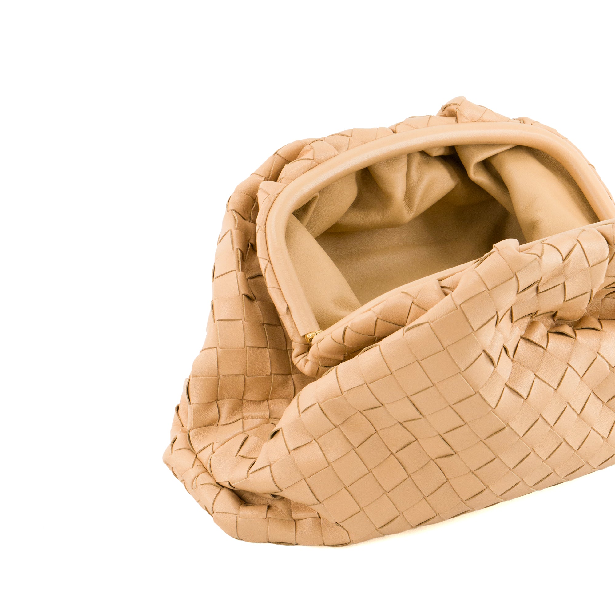 BOTTEGA VENETA - Pochette Pouch Bottega Veneta en cuir intrecciato beige