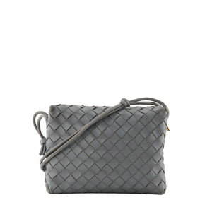 BOTTEGA VENETA - Sac à bandoulière Loop Bottega Veneta en cuir intrecciato gris