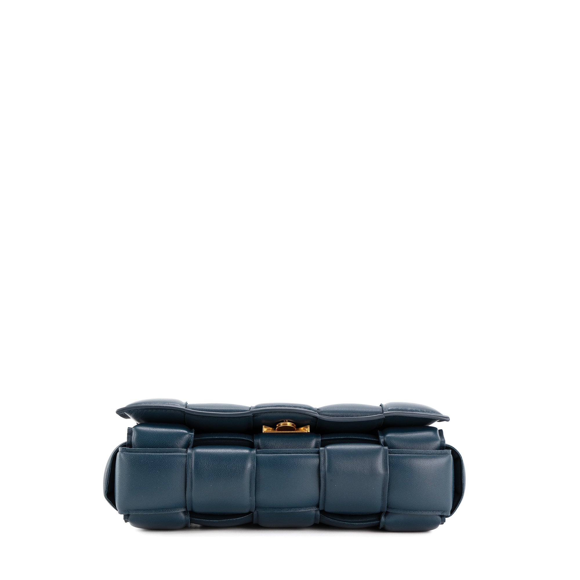 BOTTEGA VENETA - Sac à bandoulière Padded Cassette Bottega Veneta en cuir bleu marine