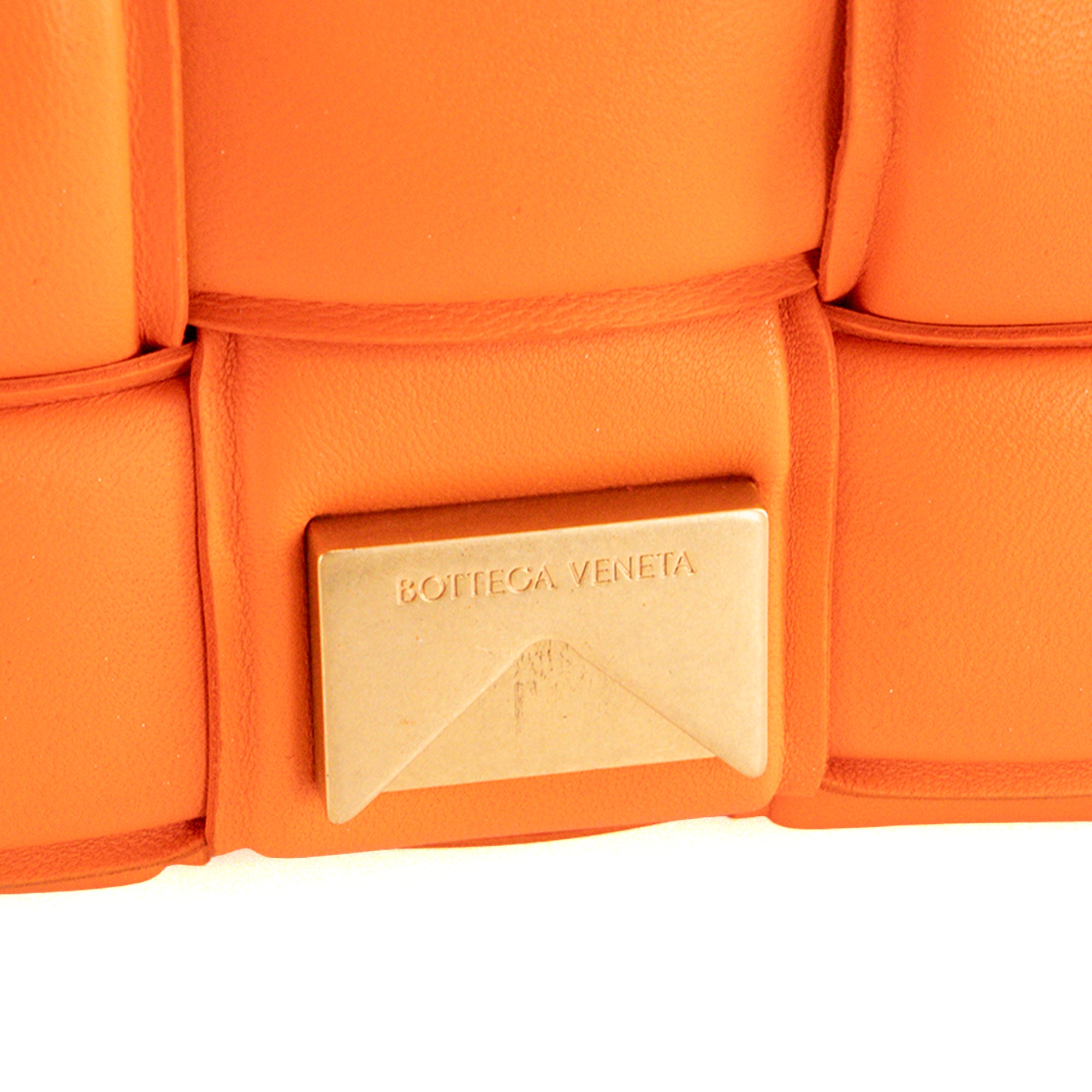 BOTTEGA VENETA - Sac à bandoulière Padded Cassette Bottega Veneta en cuir orange