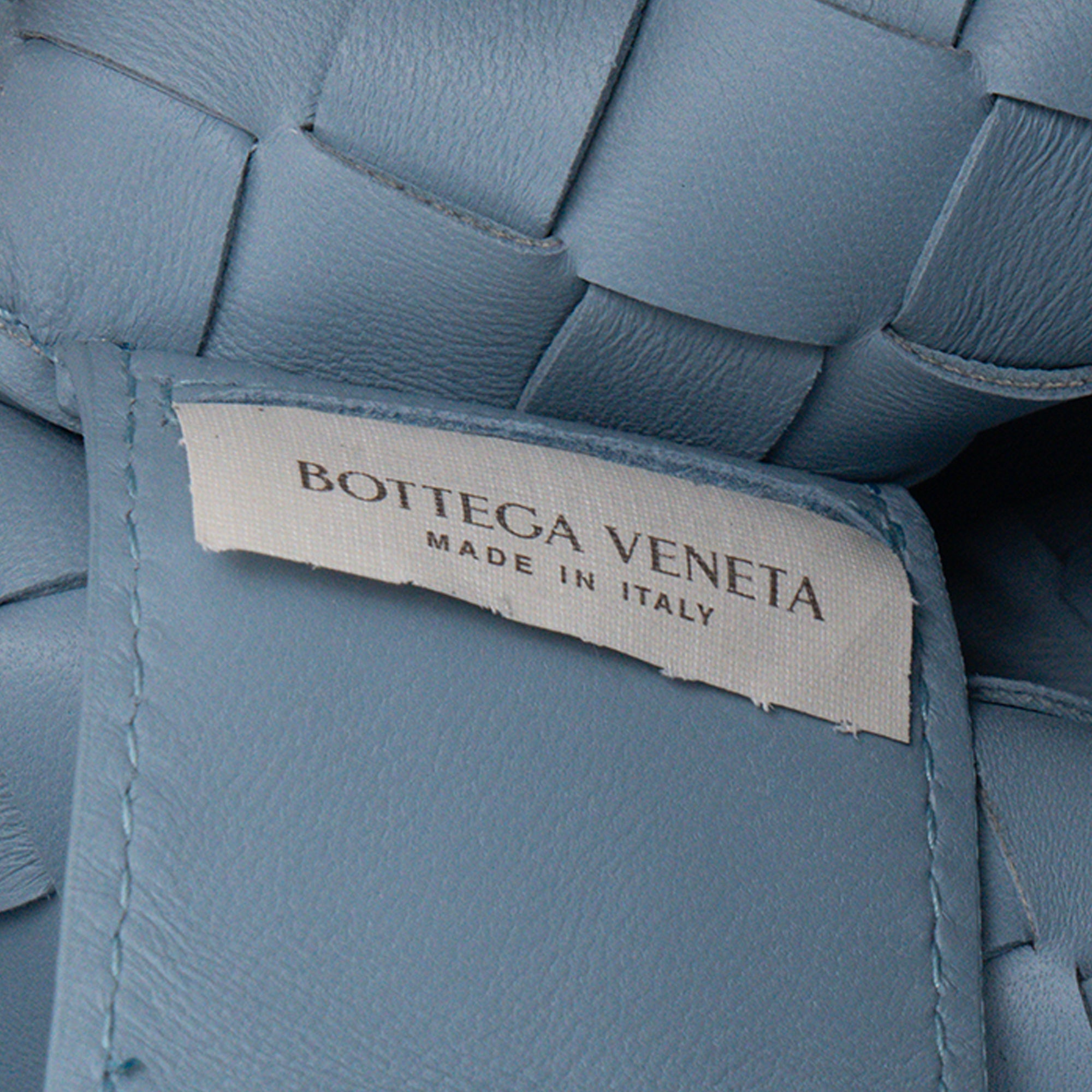 BOTTEGA VENETA - Sac à bandoulière Sardine Bottega Veneta en cuir intrecciato bleu