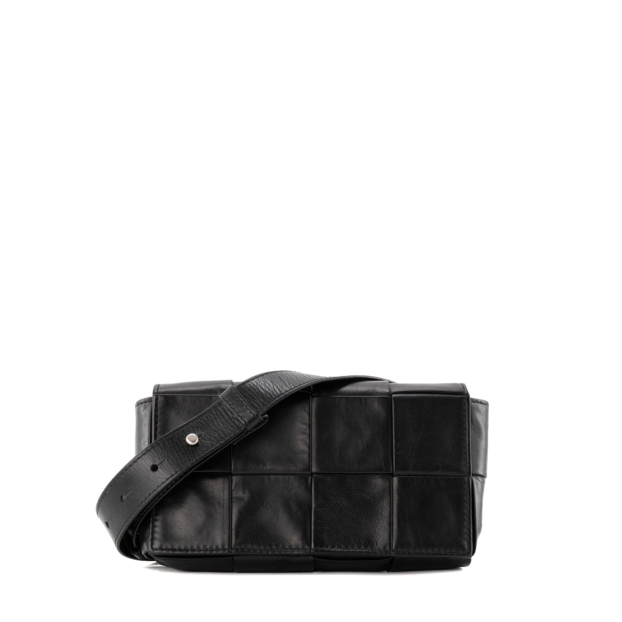 BOTTEGA VENETA - Sac ceinture Cassette Bottega Veneta en cuir froissé noir