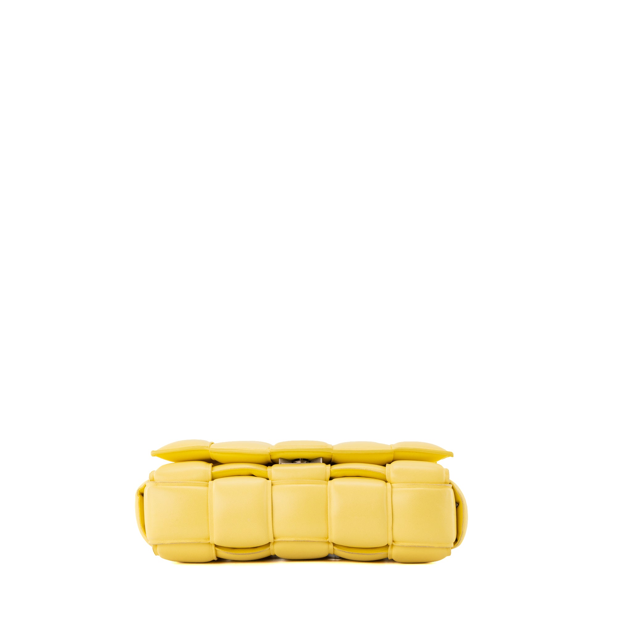 BOTTEGA VENETA - Sac à bandoulière Padded Cassette Bottega Veneta en cuir jaune