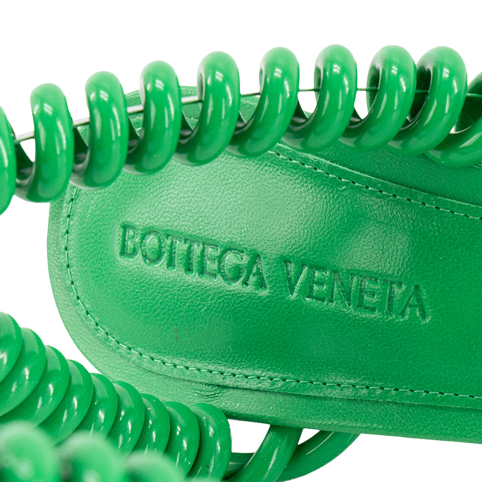 BOTTEGA VENETA - Sandales à talons Bottega Veneta en caoutchouc vert (T35)