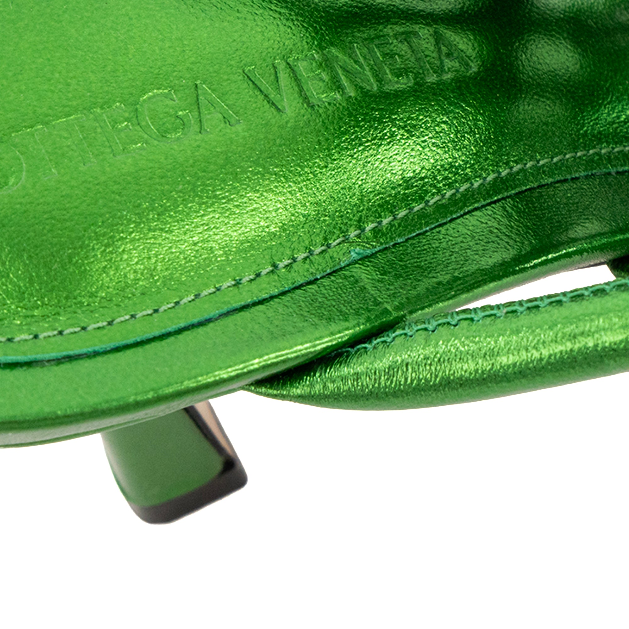 BOTTEGA VENETA - Sandales à talons Stretch Bottega Veneta en cuir métallisé vert (T37)