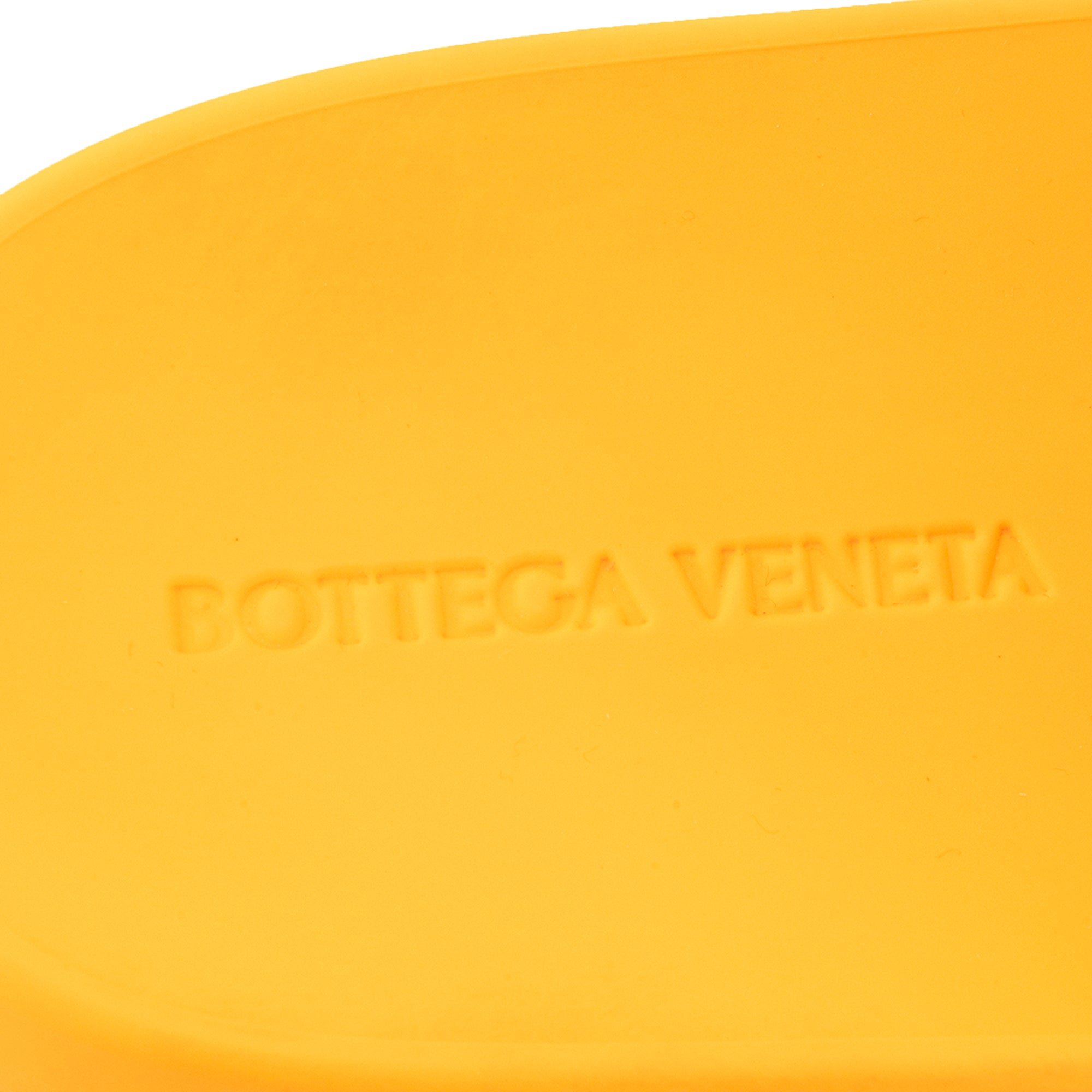 BOTTEGA VENETA - Sandales Bottega Veneta en caoutchouc orange (T41)