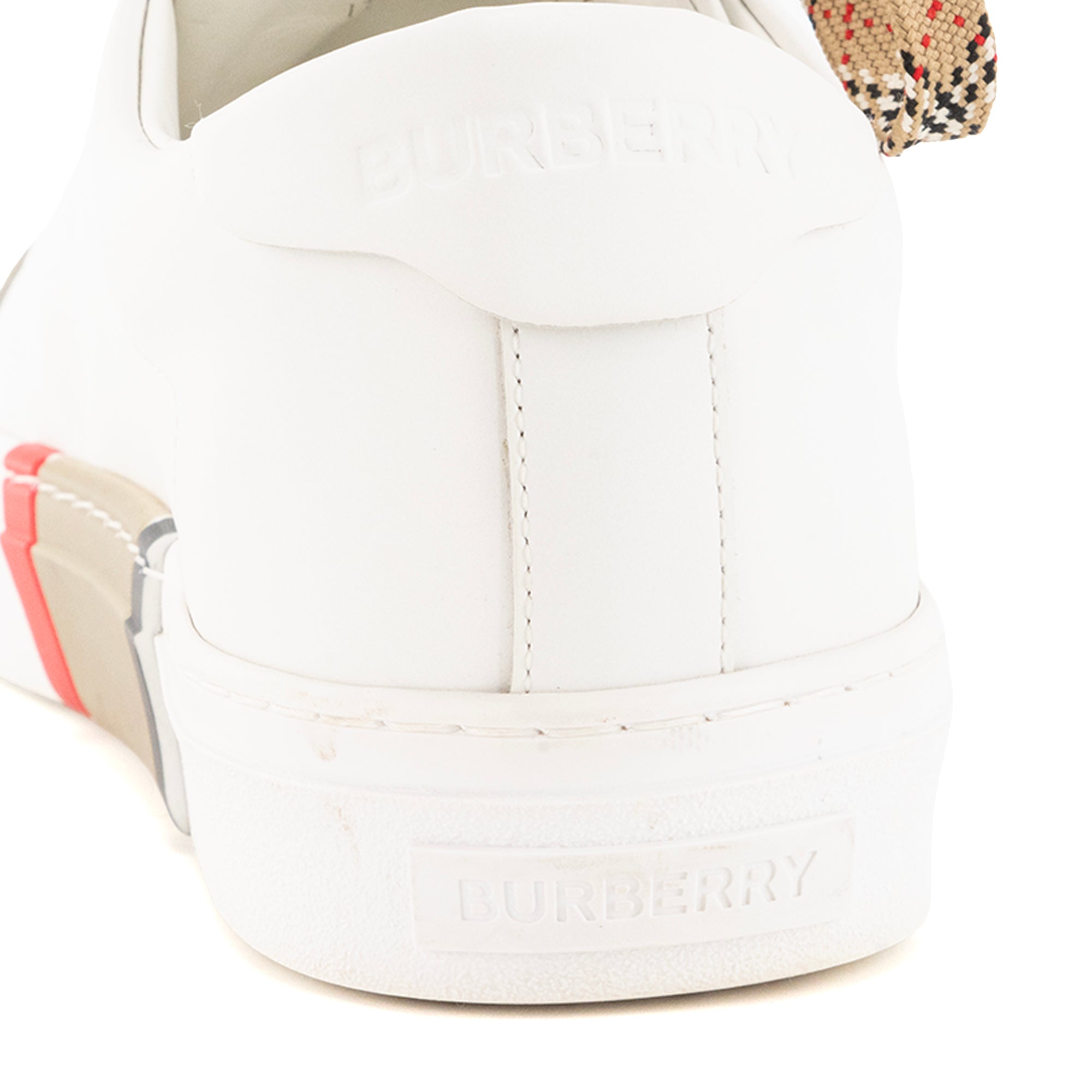 BURBERRY - Sneakers Burberry en cuir lisse blanc (T37)