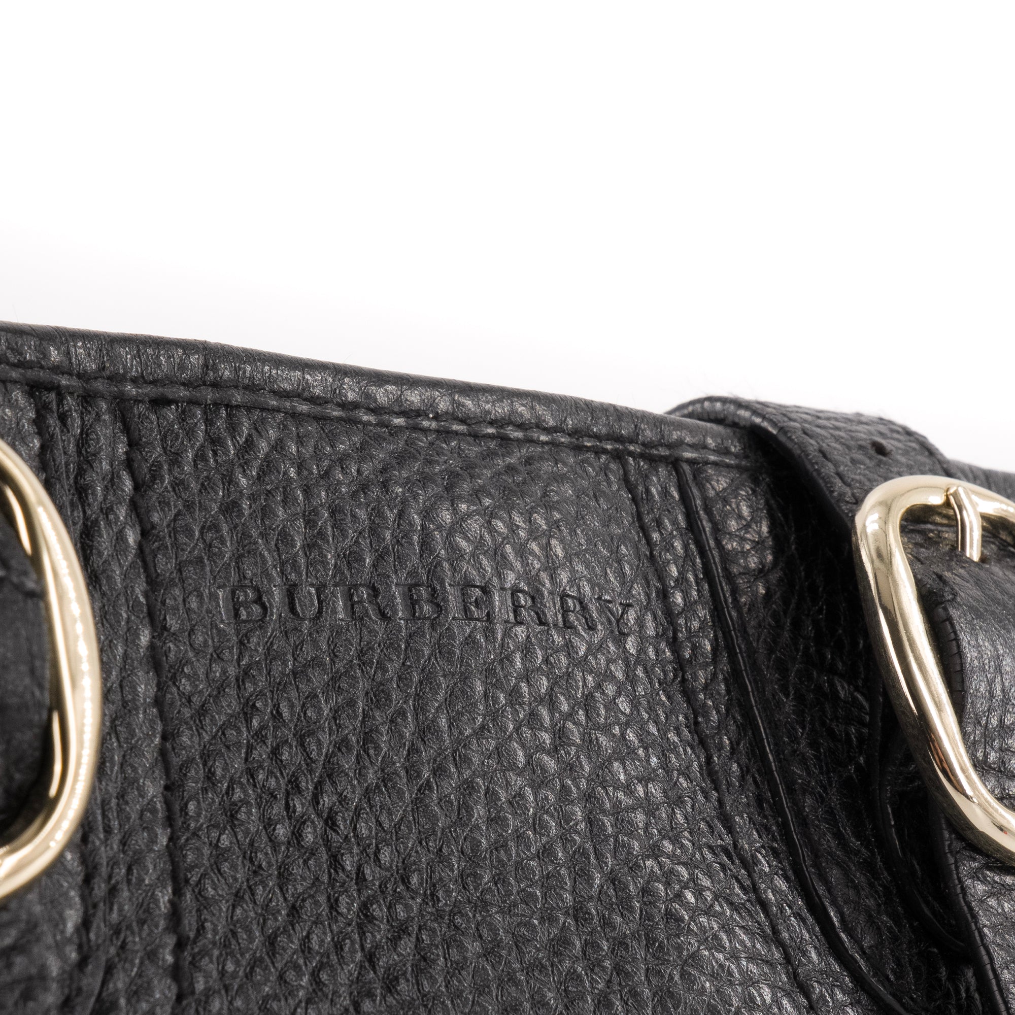 BURBERRY - Sac à main Burberry en cuir grainé noir