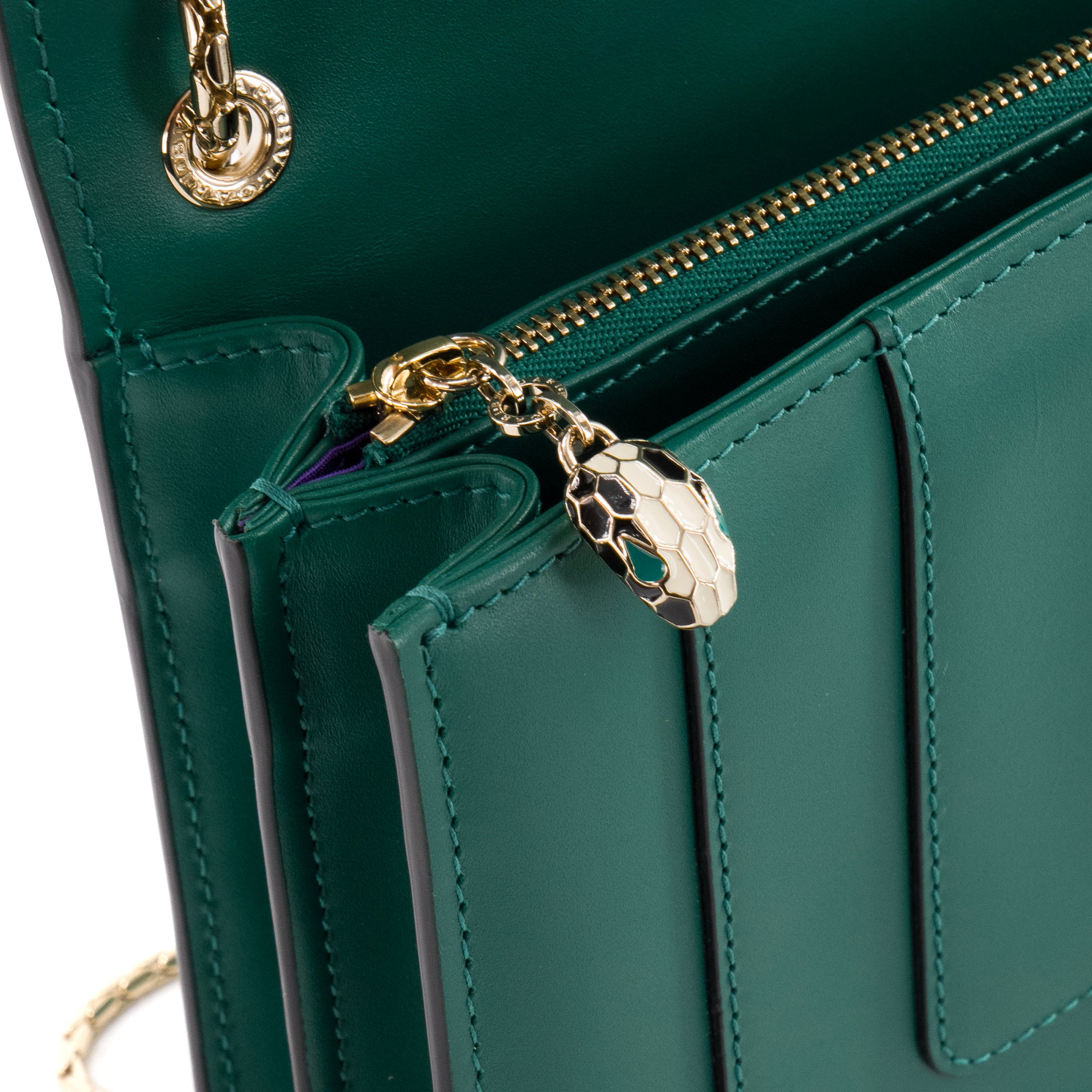 BULGARI - Sac à bandoulière Serpenti Bvlgari en cuir lisse vert