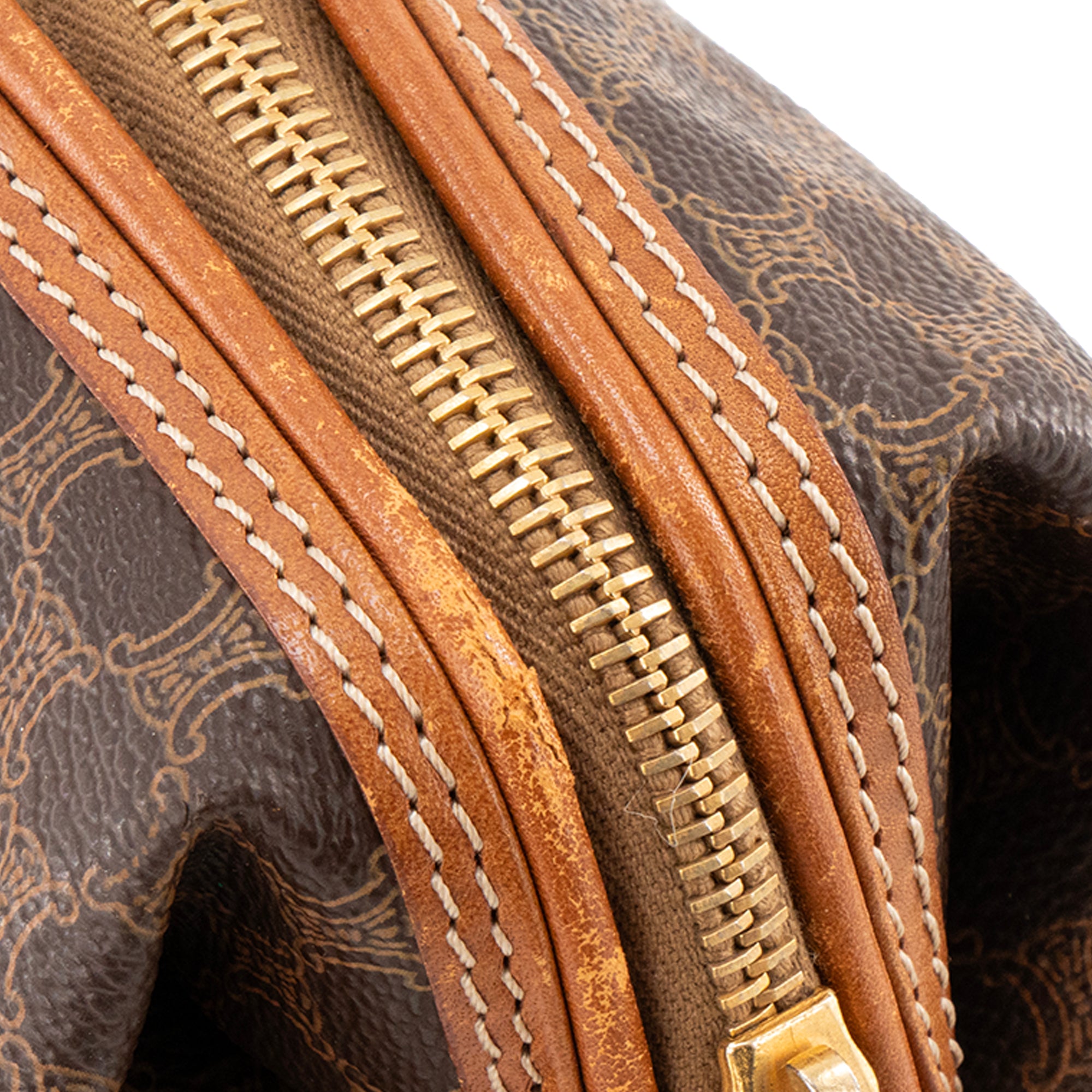 CELINE - Pochette Triomphe Celine en toile enduite macadam marron vintage
