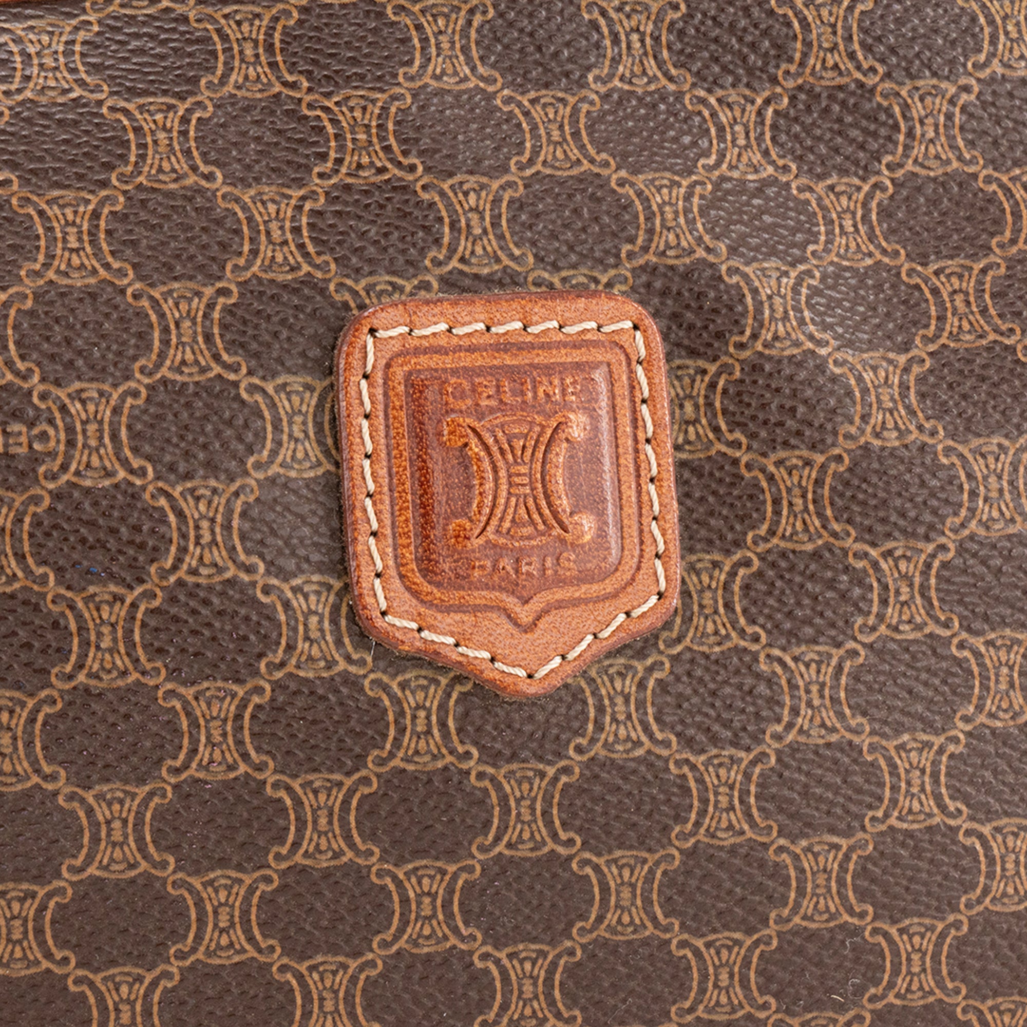 CELINE - Pochette Triomphe Celine en toile enduite macadam marron vintage