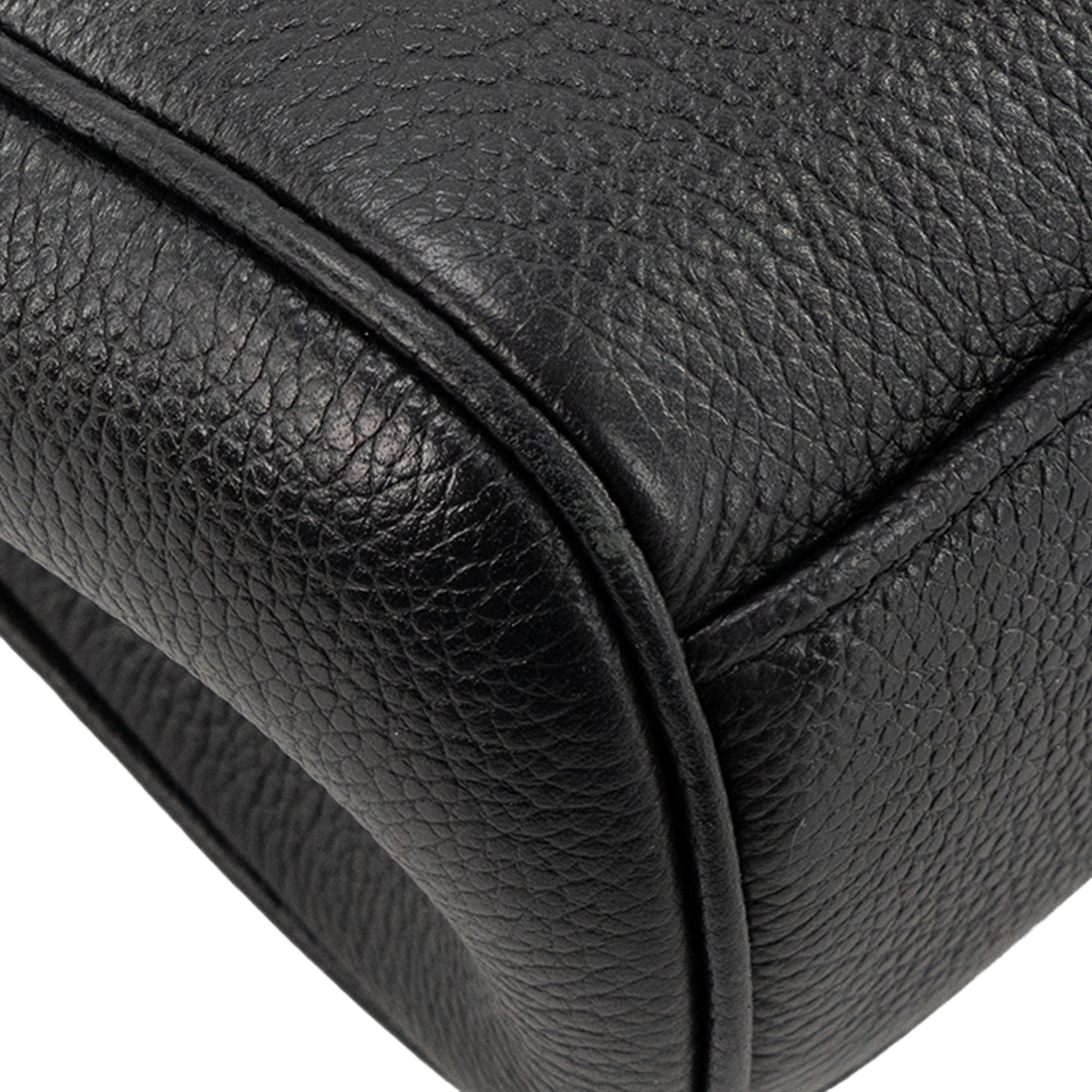 CELINE - Sac à bandoulière 16 Soft Teen Celine en cuir grainé noir