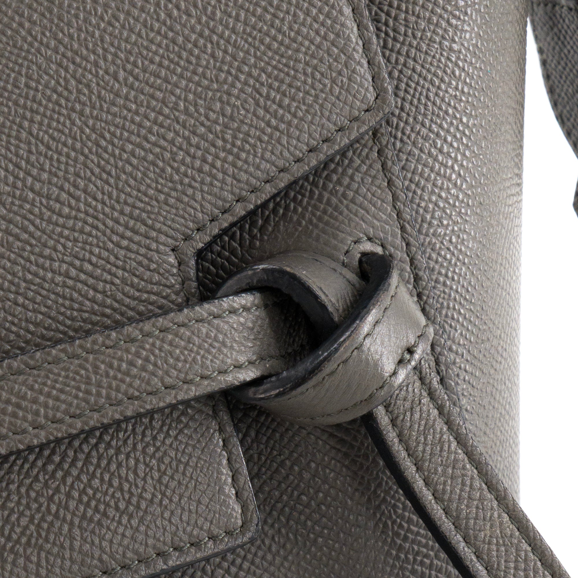 CELINE - Sac à bandoulière Belt Micro Celine en cuir grainé gris